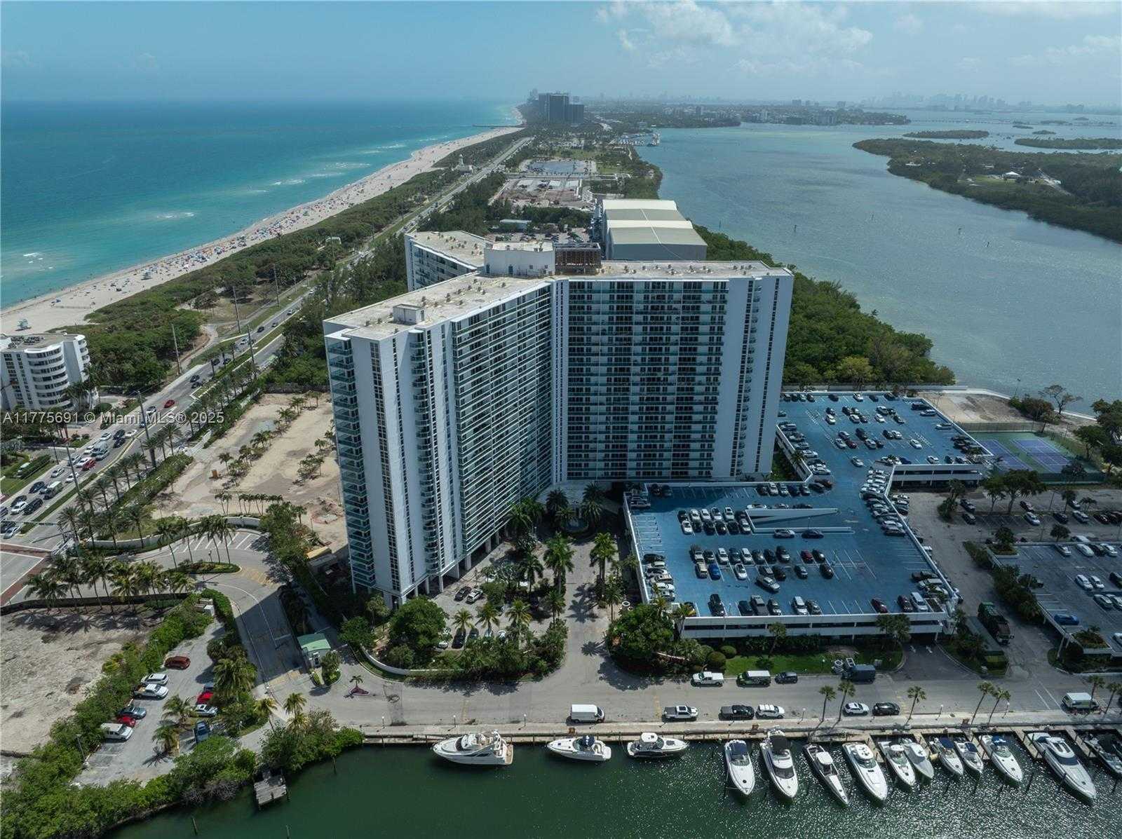 Small Image of 100 BAYVIEW DR #2014, Sunny Isles Beach Number 47