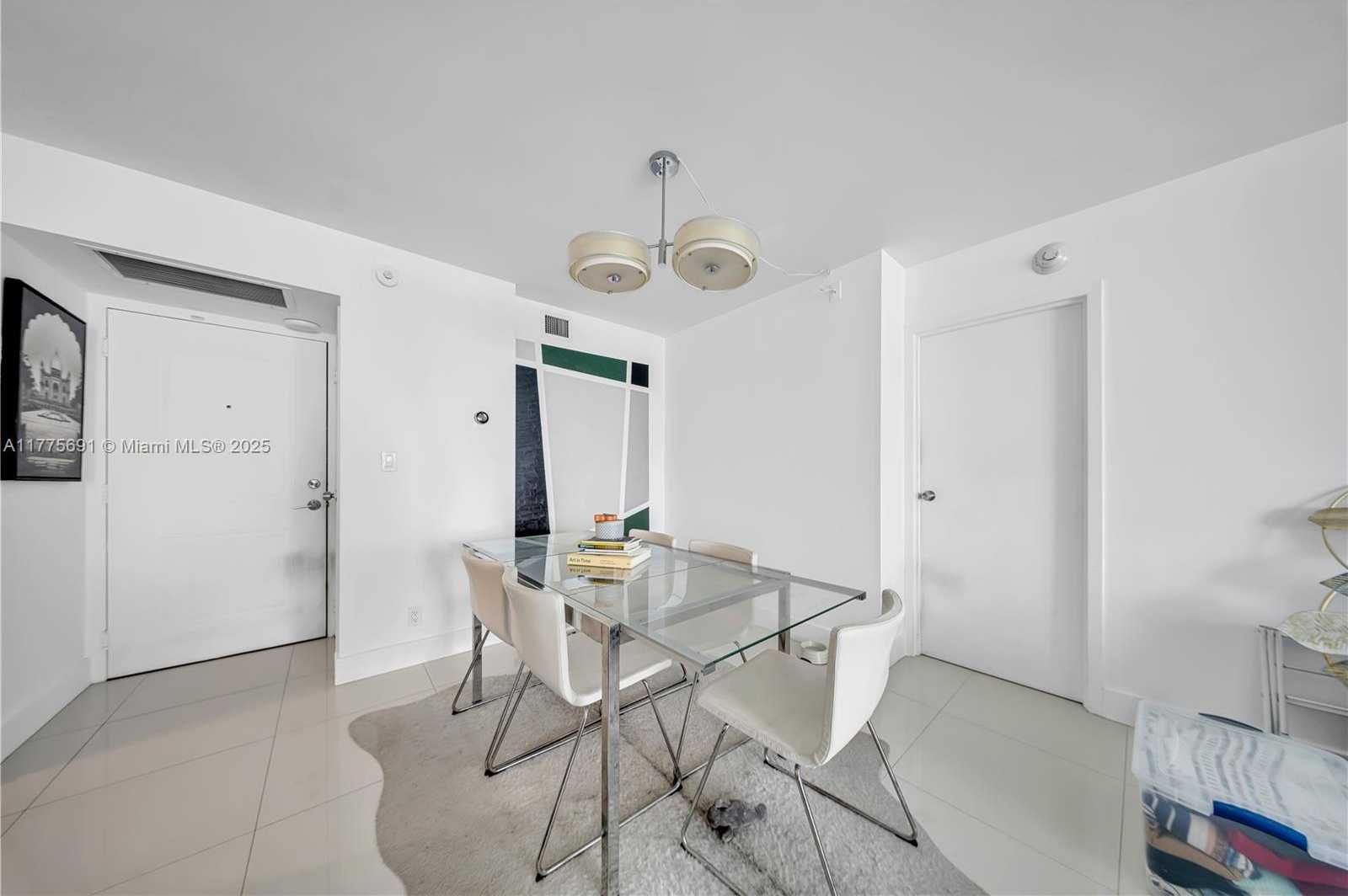 Small Image of 100 BAYVIEW DR #2014, Sunny Isles Beach Number 6