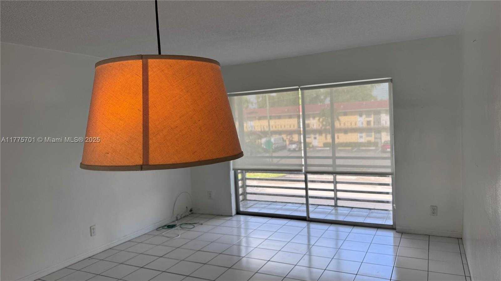 Small Image of 20201 NORTH EAST 29TH CT #D214, Aventura Number 2