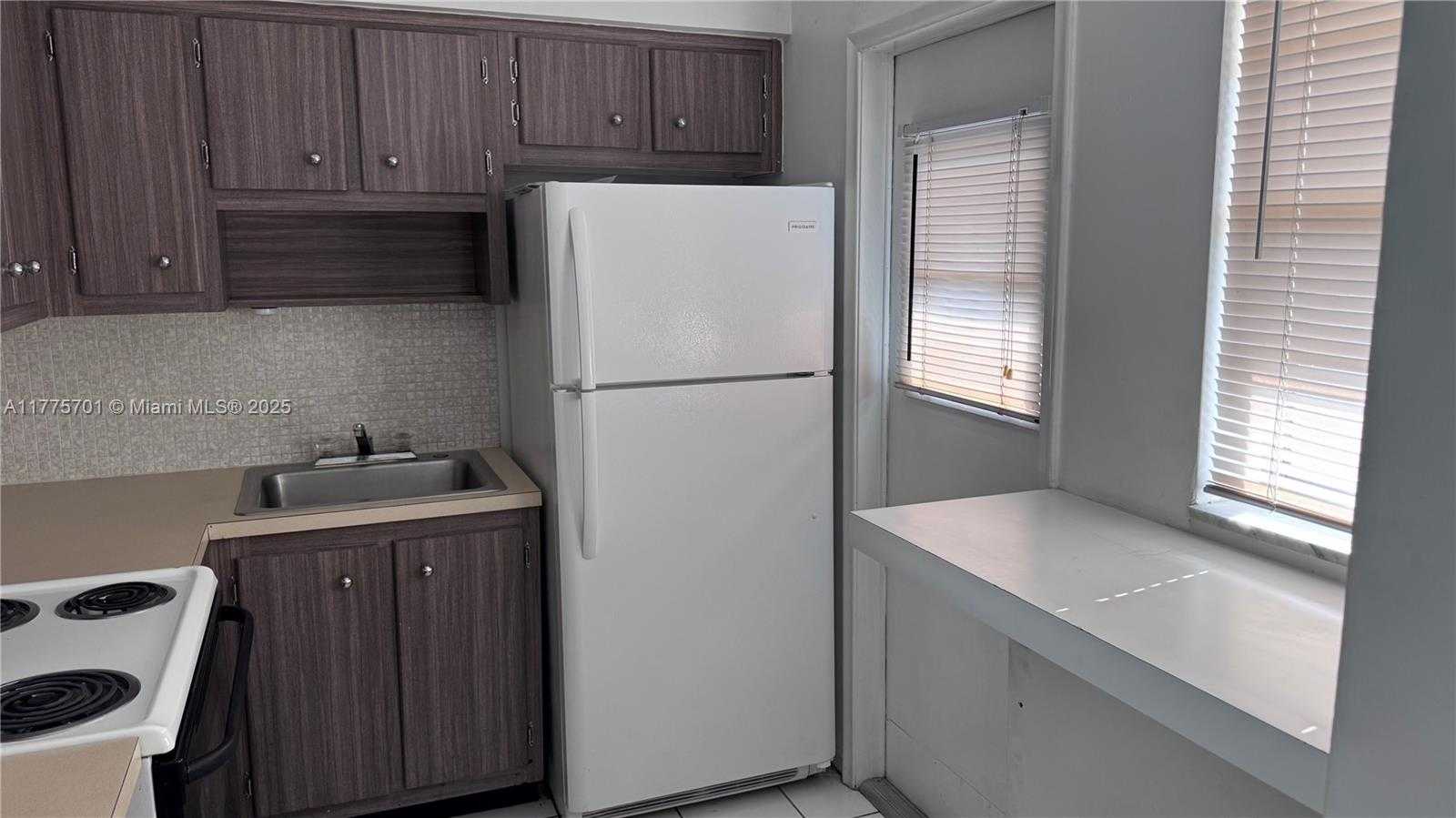 Small Image of 20201 NORTH EAST 29TH CT #D214, Aventura Number 4
