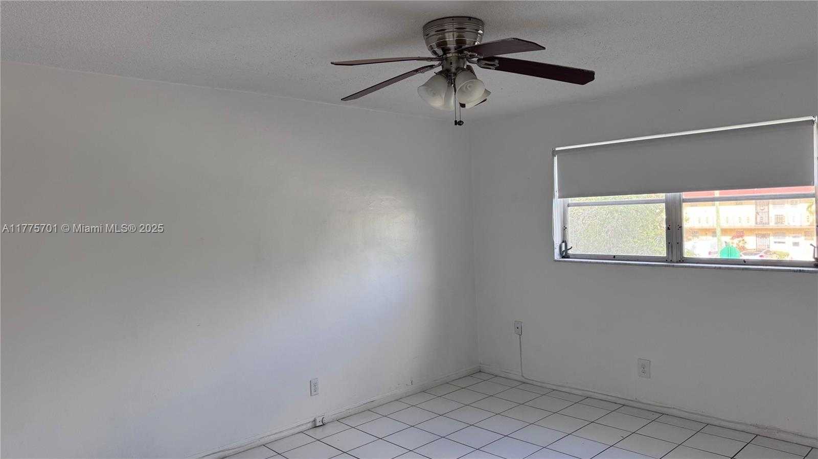 Small Image of 20201 NORTH EAST 29TH CT #D214, Aventura Number 6