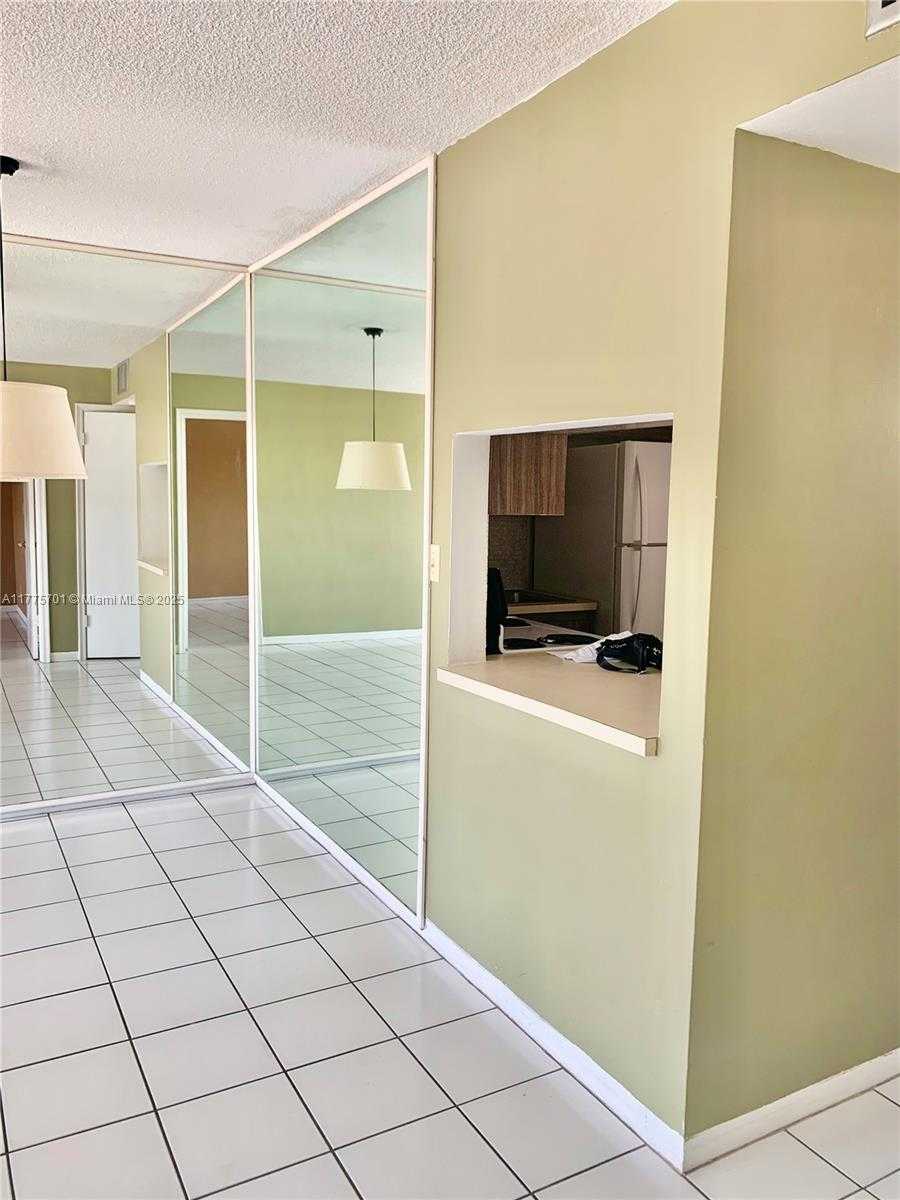Small Image of 20201 NORTH EAST 29TH CT #D214, Aventura Number 7