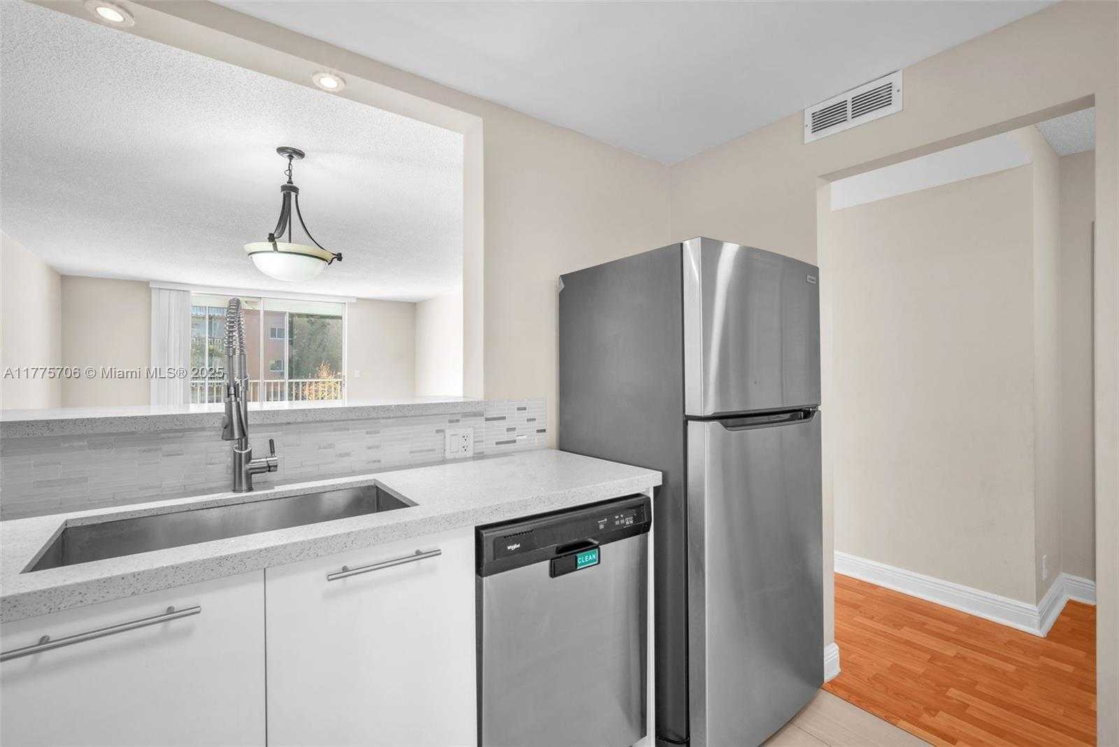 Small Image of 319 NORTH EAST 14TH AVE #202, Hallandale Beach Number 13