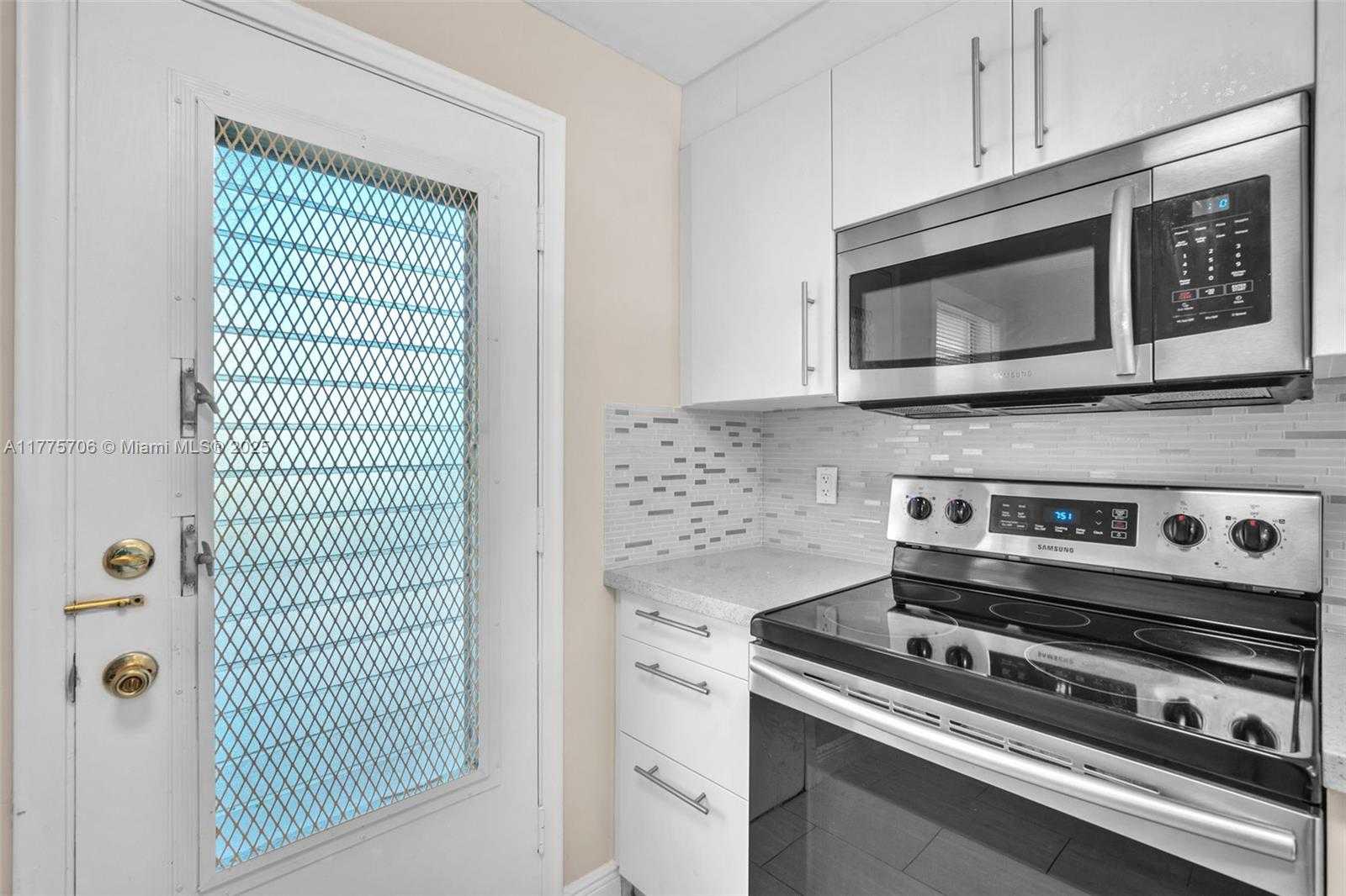 Small Image of 319 NORTH EAST 14TH AVE #202, Hallandale Beach Number 14