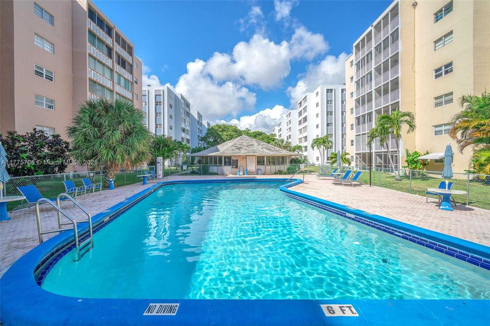 Small Image of 319 NORTH EAST 14TH AVE #202, Hallandale Beach Number 19