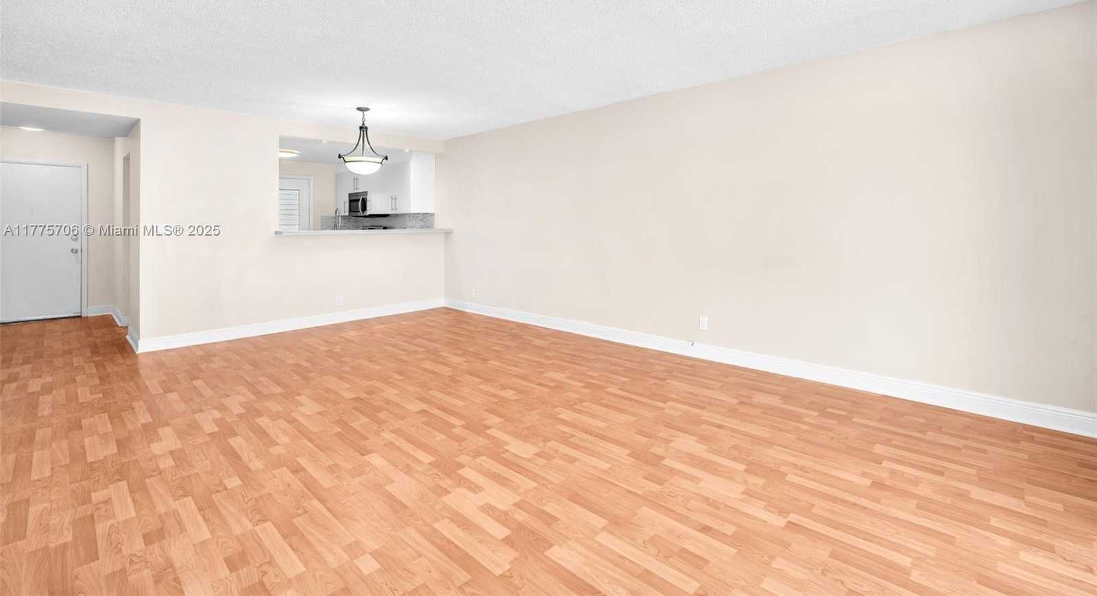 Small Image of 319 NORTH EAST 14TH AVE #202, Hallandale Beach Number 7