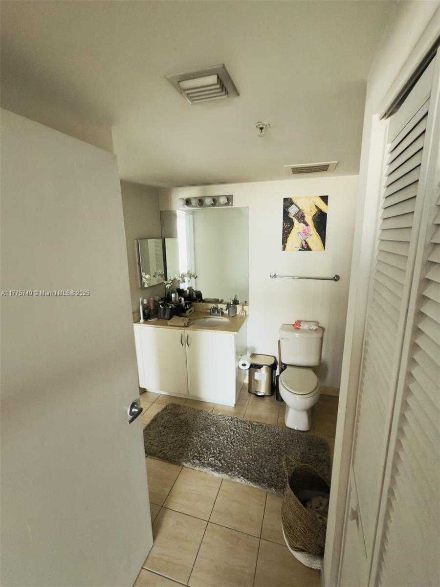 Small Image of 1750 NORTH BAYSHORE DR #1612, Miami Number 11