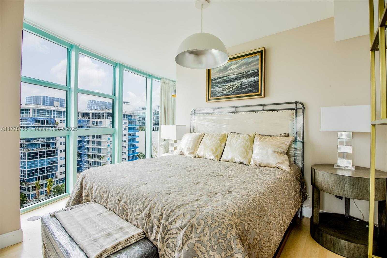 Small Image of 6000 INDIAN CREEK DR #11A, Miami Beach Number 24