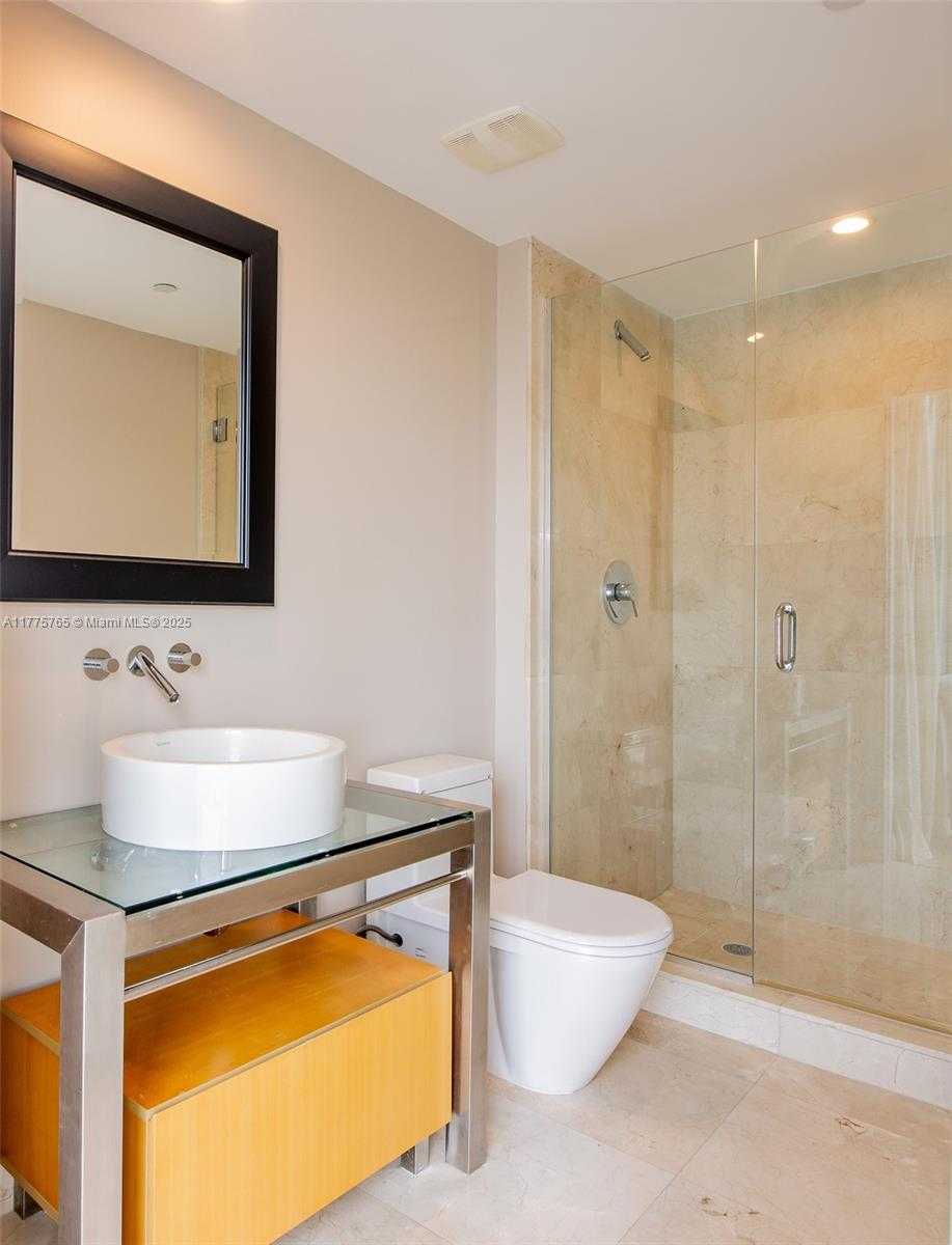 Small Image of 6000 INDIAN CREEK DR #11A, Miami Beach Number 27