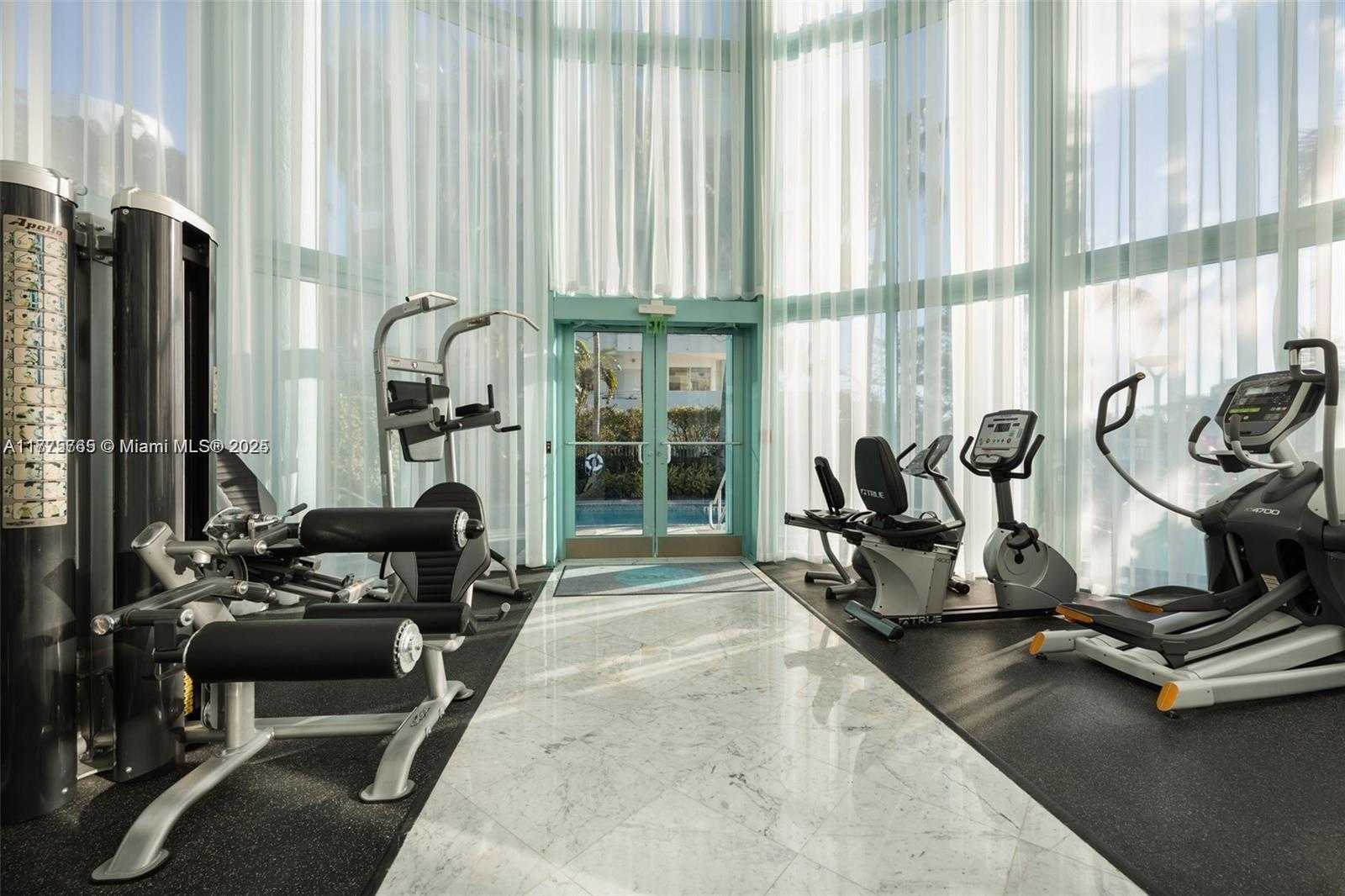 Small Image of 6000 INDIAN CREEK DR #11A, Miami Beach Number 31