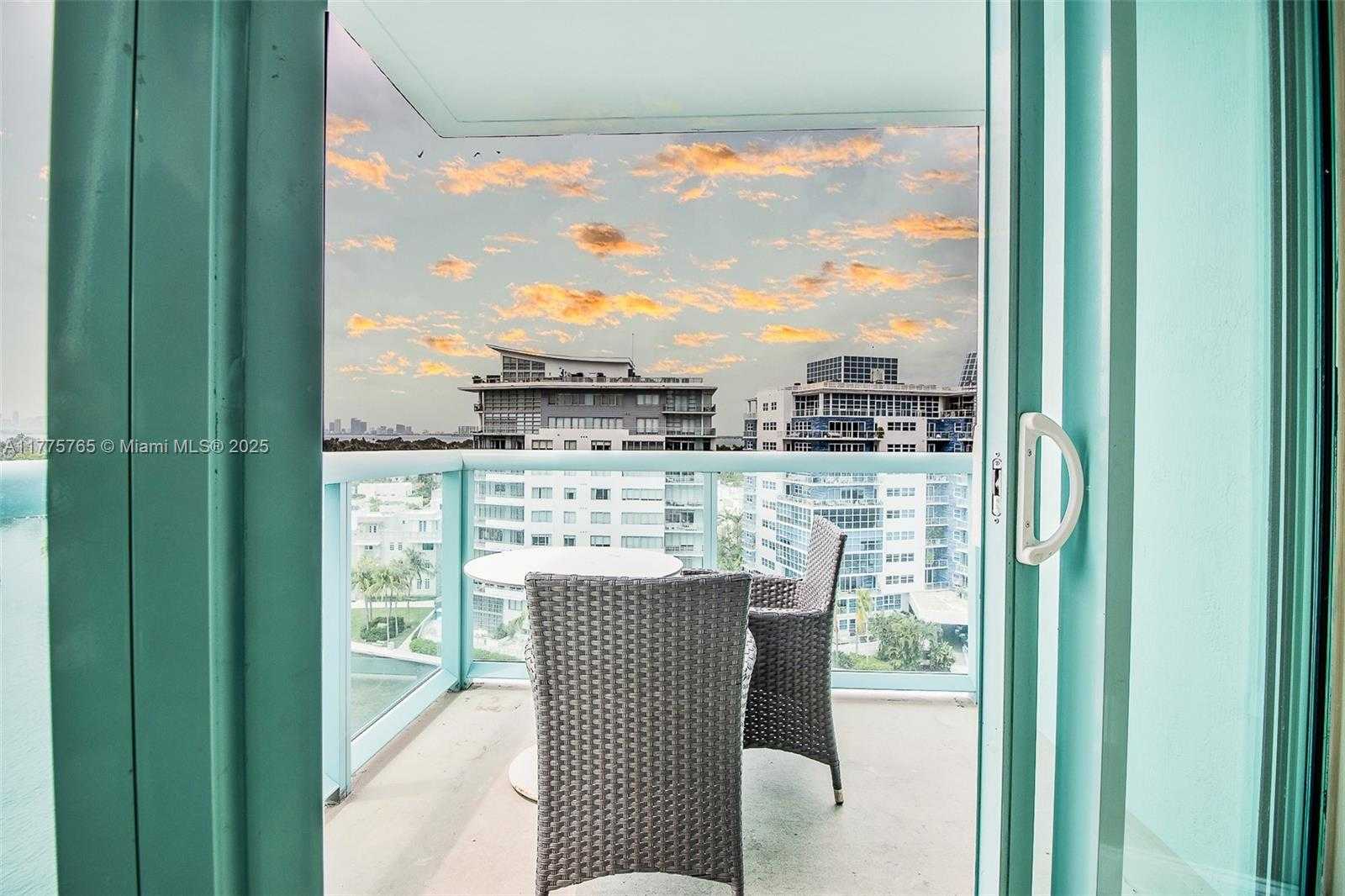 Small Image of 6000 INDIAN CREEK DR #11A, Miami Beach Number 5