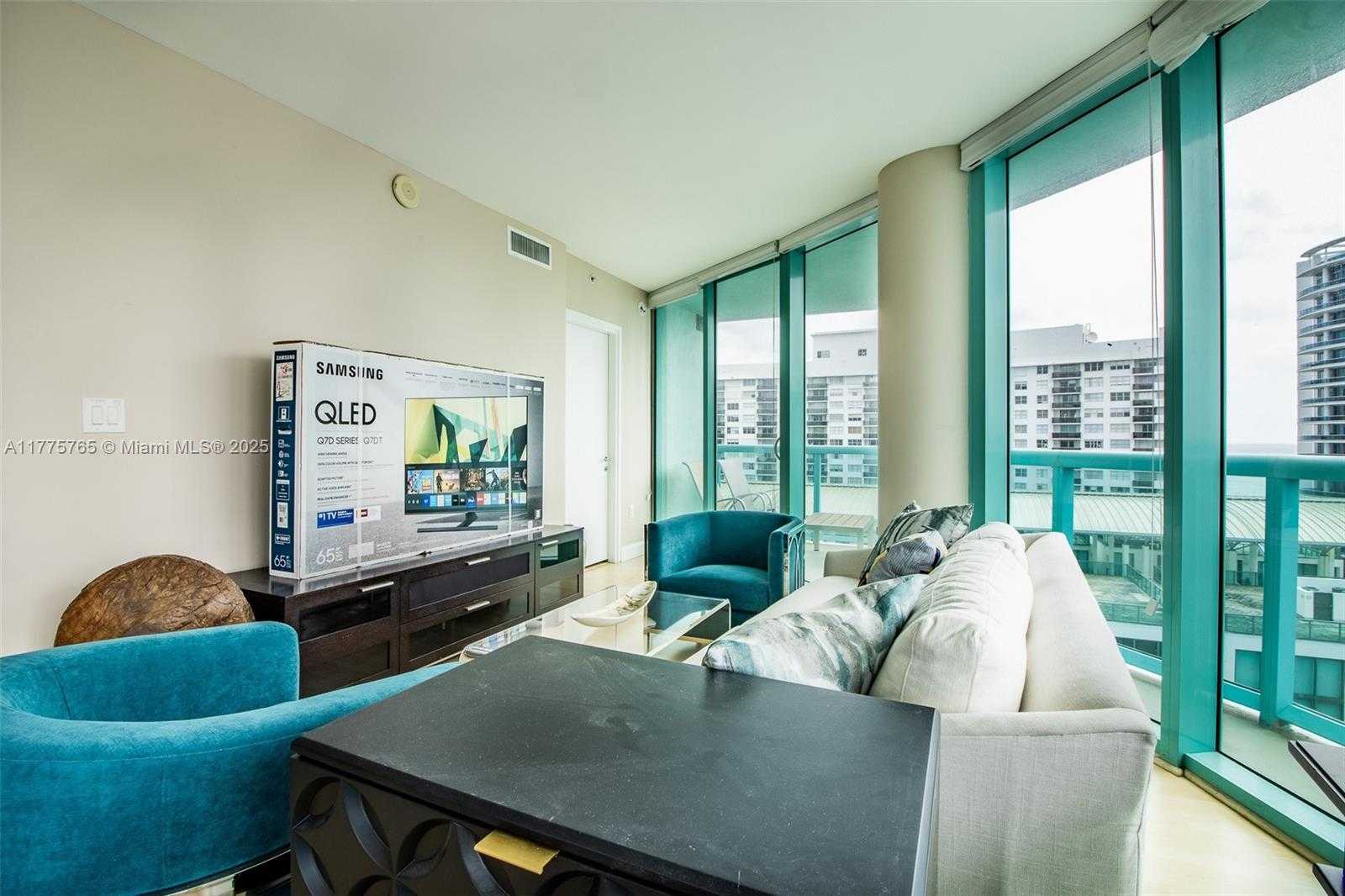 Small Image of 6000 INDIAN CREEK DR #11A, Miami Beach Number 7