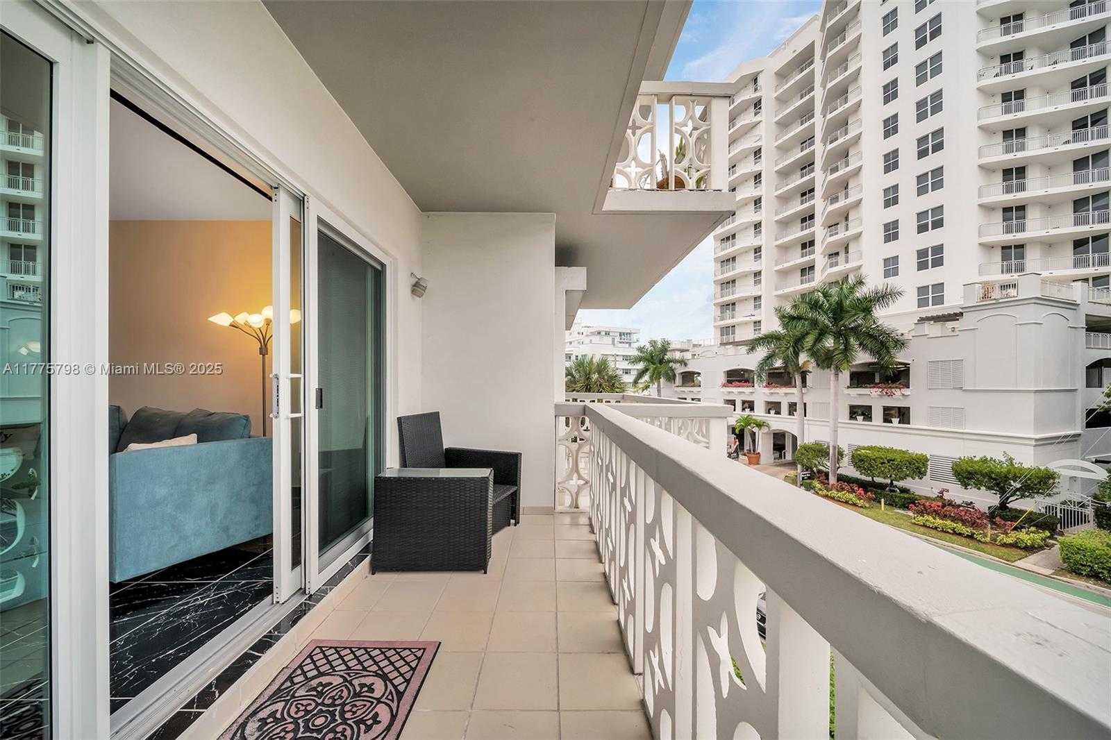 Small Image of 9700 EAST BAY HARBOR DR #303, Bay Harbor Islands Number 20