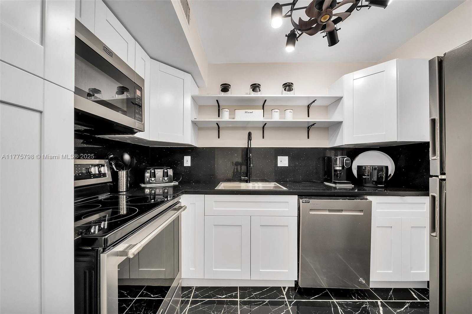 Small Image of 9700 EAST BAY HARBOR DR #303, Bay Harbor Islands Number 4