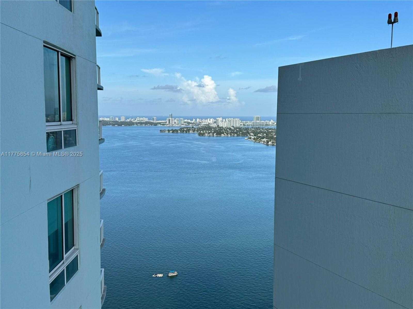 Small Image of 1900 NORTH BAYSHORE DR #4005, Miami Number 17