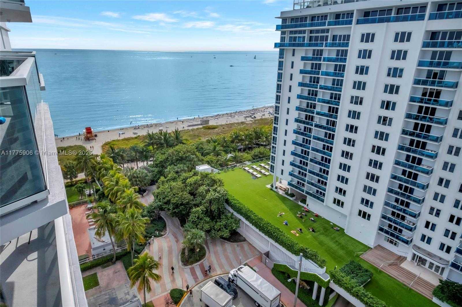 Small Image of 2401 COLLINS AVE #1805, Miami Beach Number 2