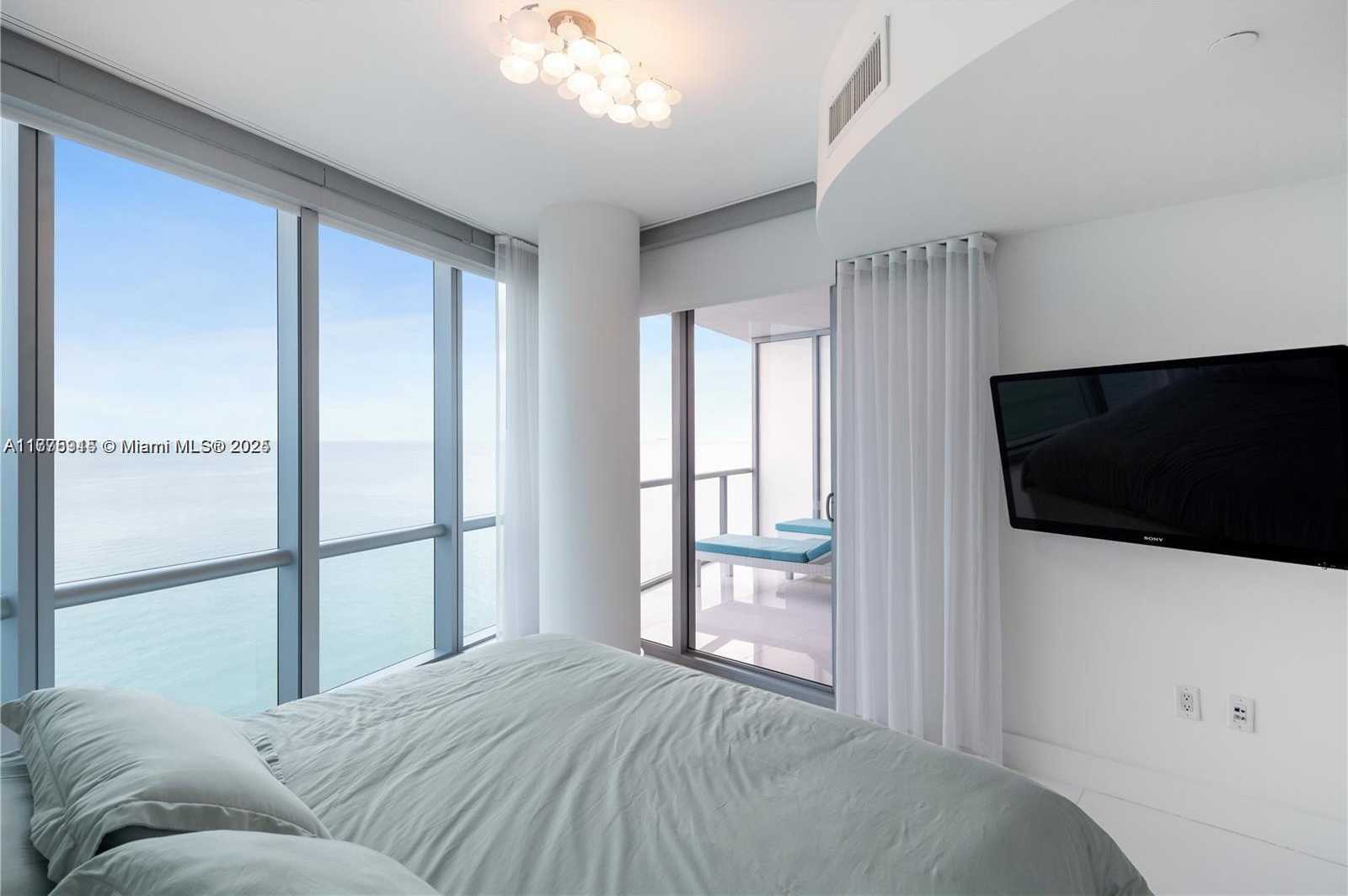Small Image of 17121 COLLINS AVE #1703, Sunny Isles Beach Number 11