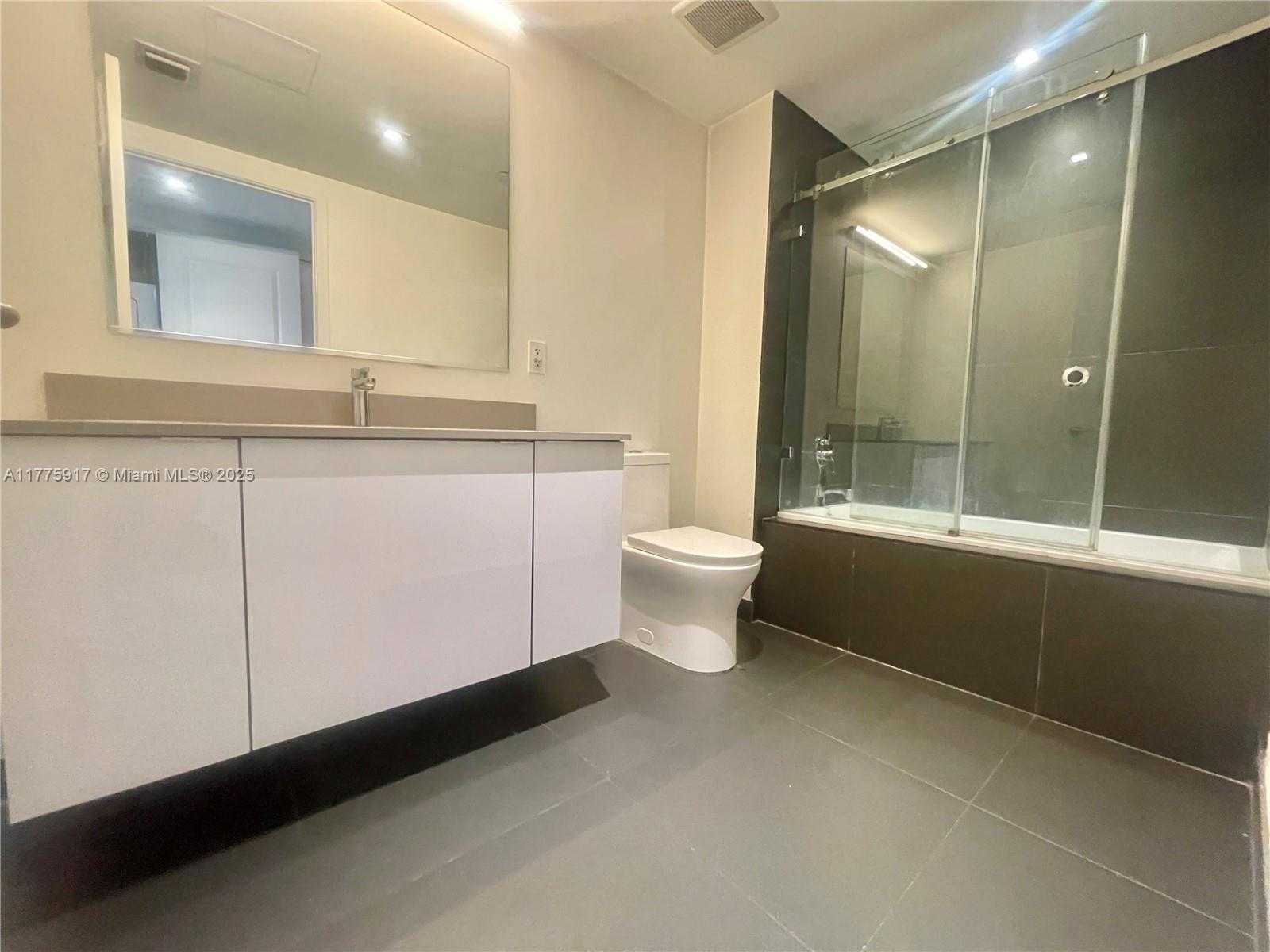 Small Image of 1600 NORTH EAST 1ST AVE #2502, Miami Number 6