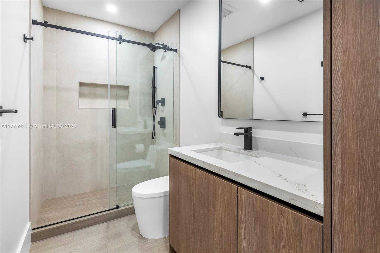 Small Image of 1107 ALFONSO AVE, Coral Gables Number 26
