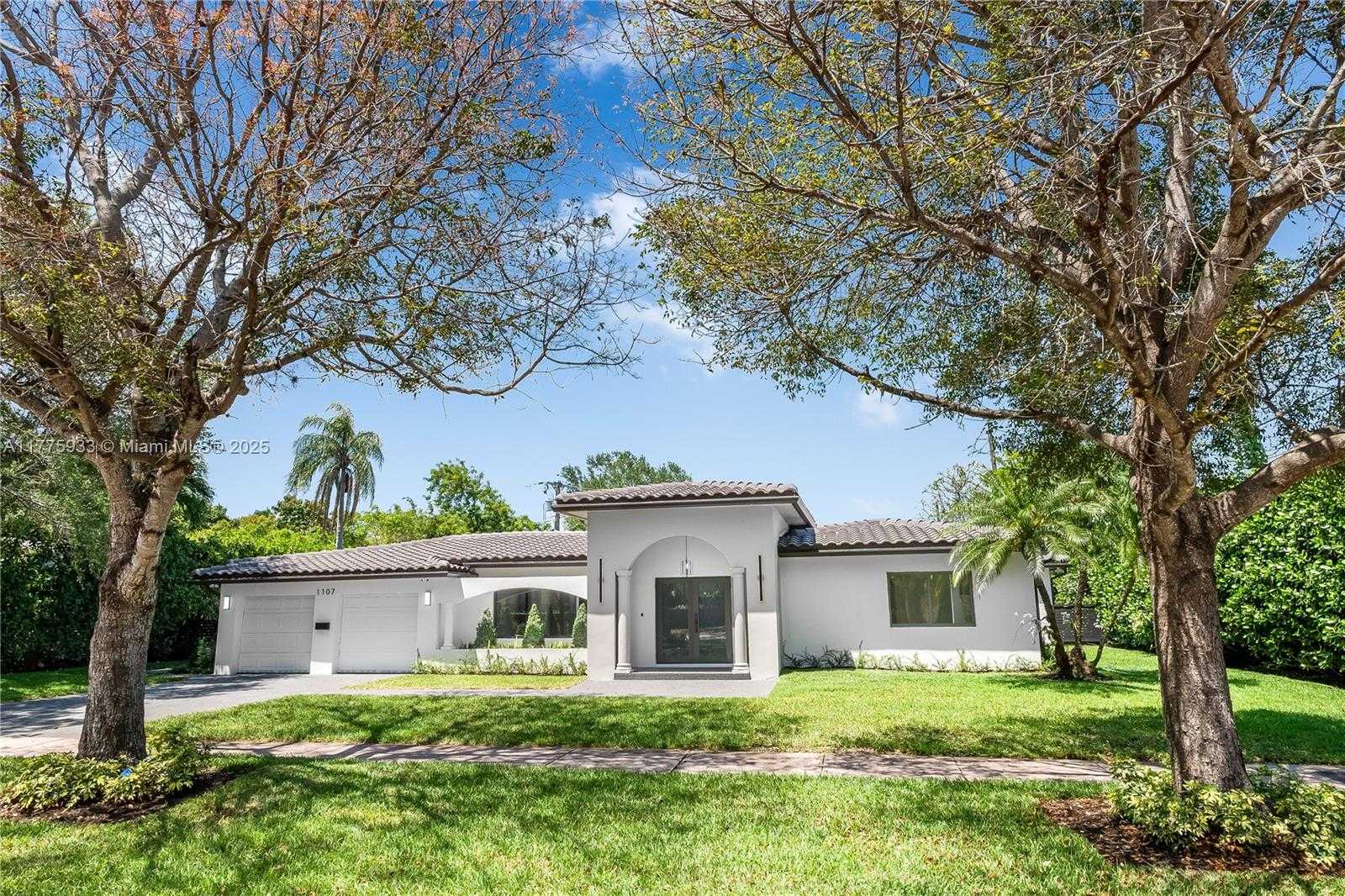 Small Image of 1107 ALFONSO AVE, Coral Gables Number 38