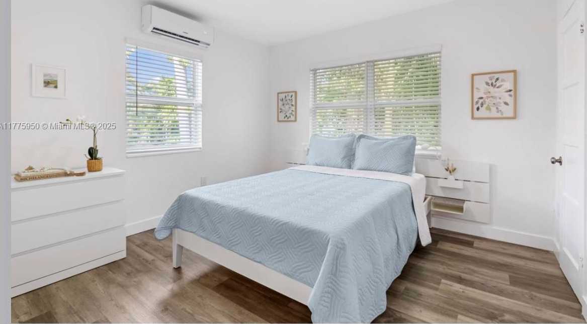 Small Image of 7836 NORTH EAST BAYSHORE CT #2, Miami Number 5