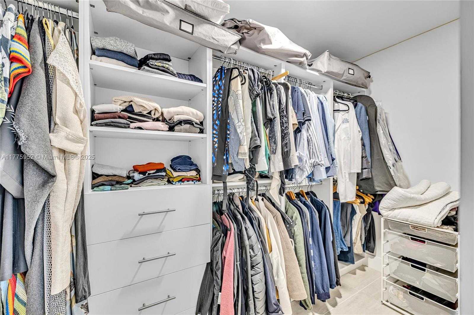 Small Image of 600 NORTH EAST 36TH ST #1723, Miami Number 21
