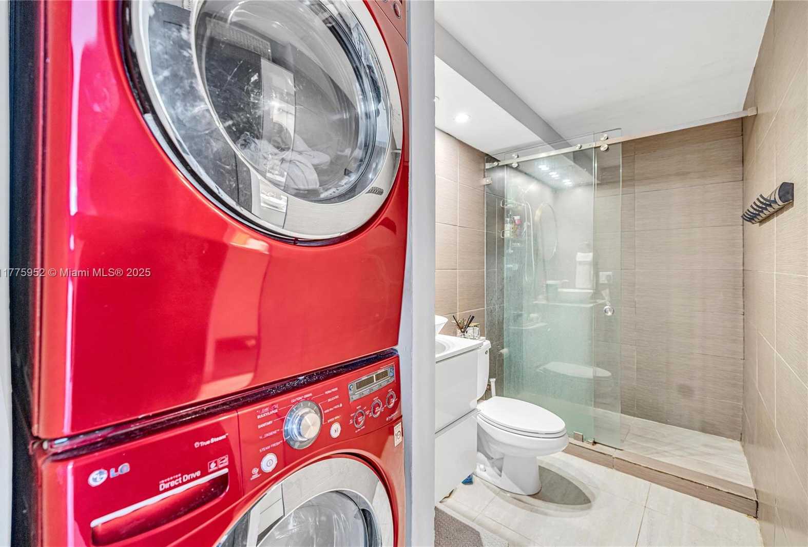 Small Image of 600 NORTH EAST 36TH ST #1723, Miami Number 22