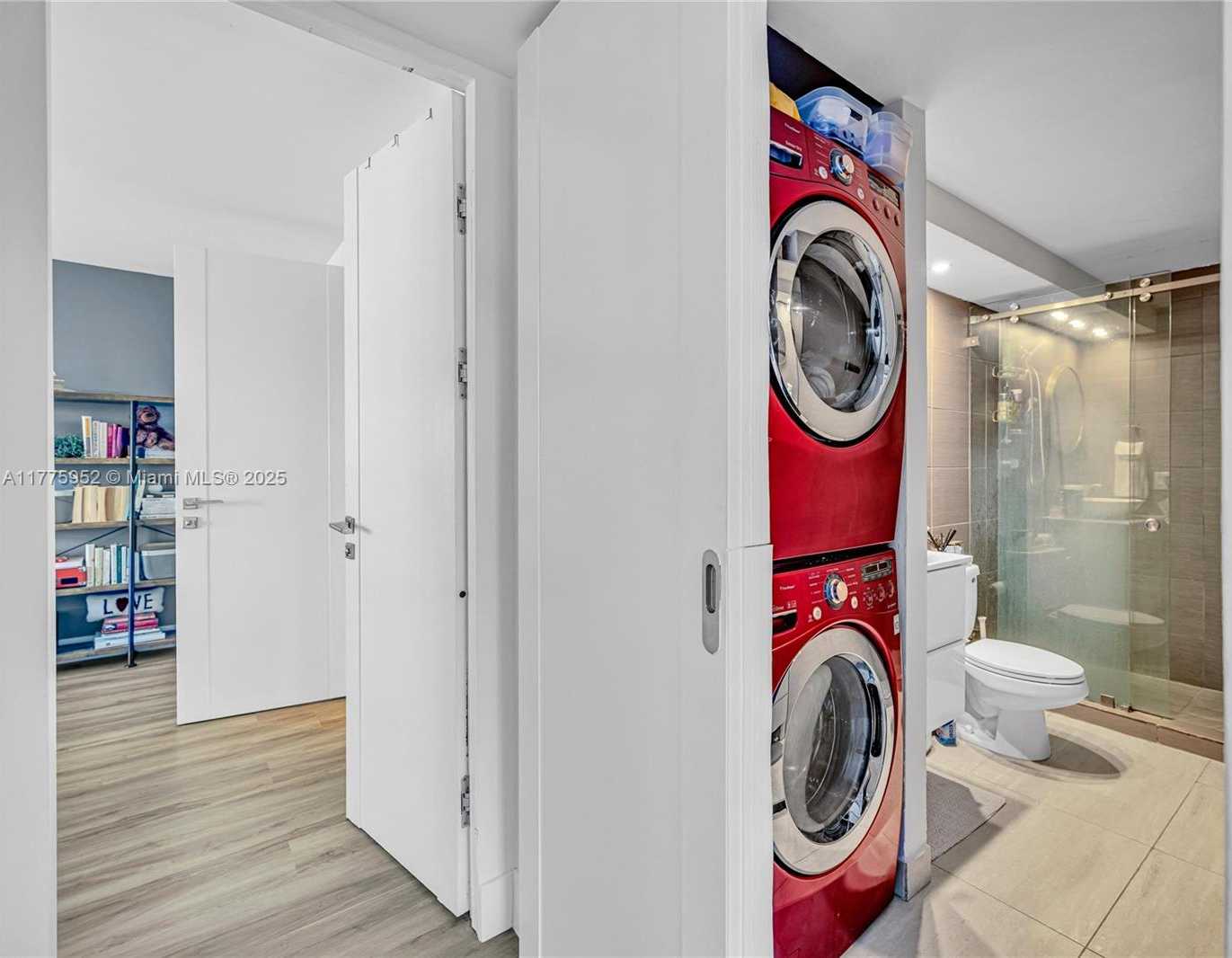 Small Image of 600 NORTH EAST 36TH ST #1723, Miami Number 23