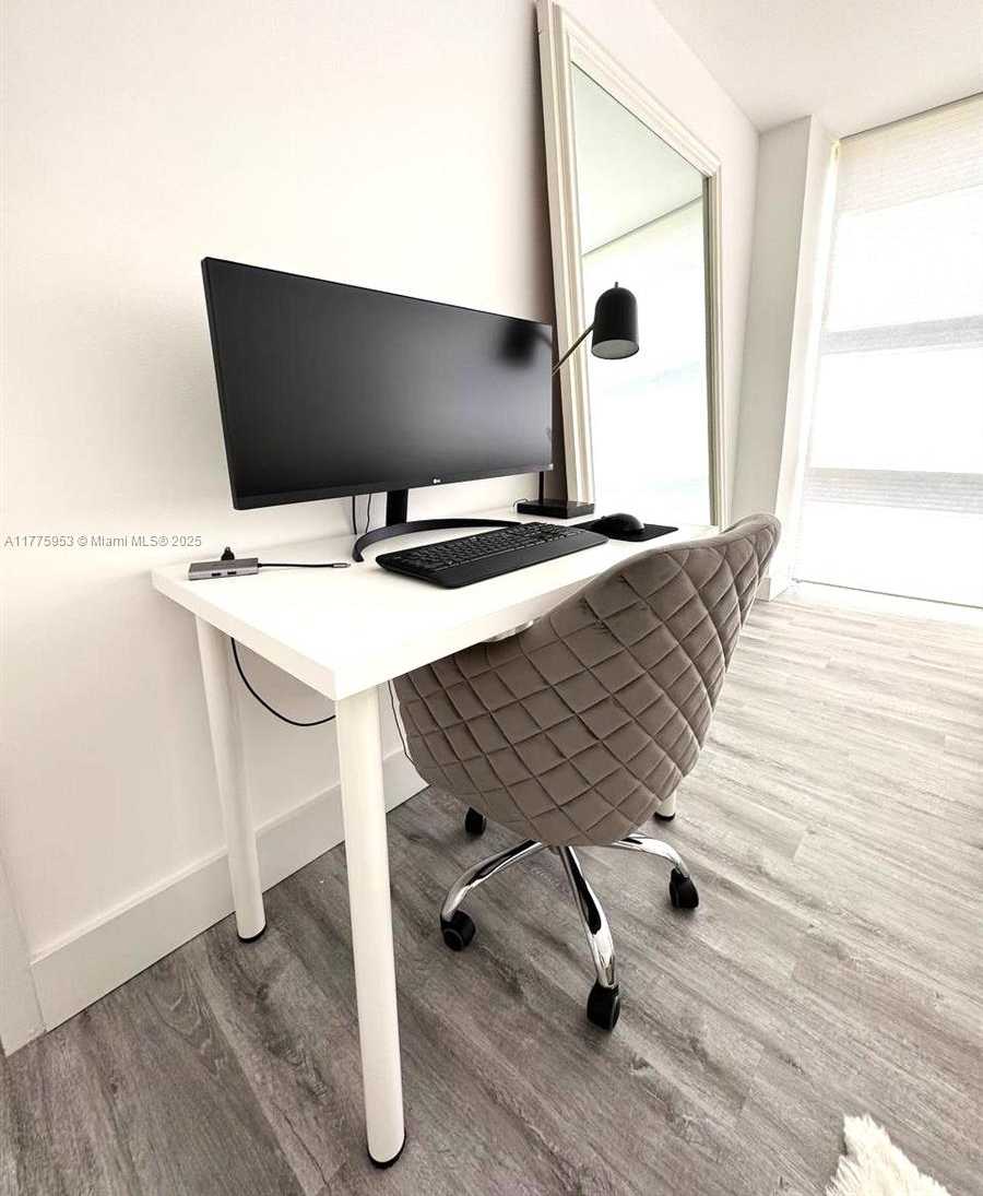 Small Image of 17011 NORTH BAY RD #814, Sunny Isles Beach Number 22