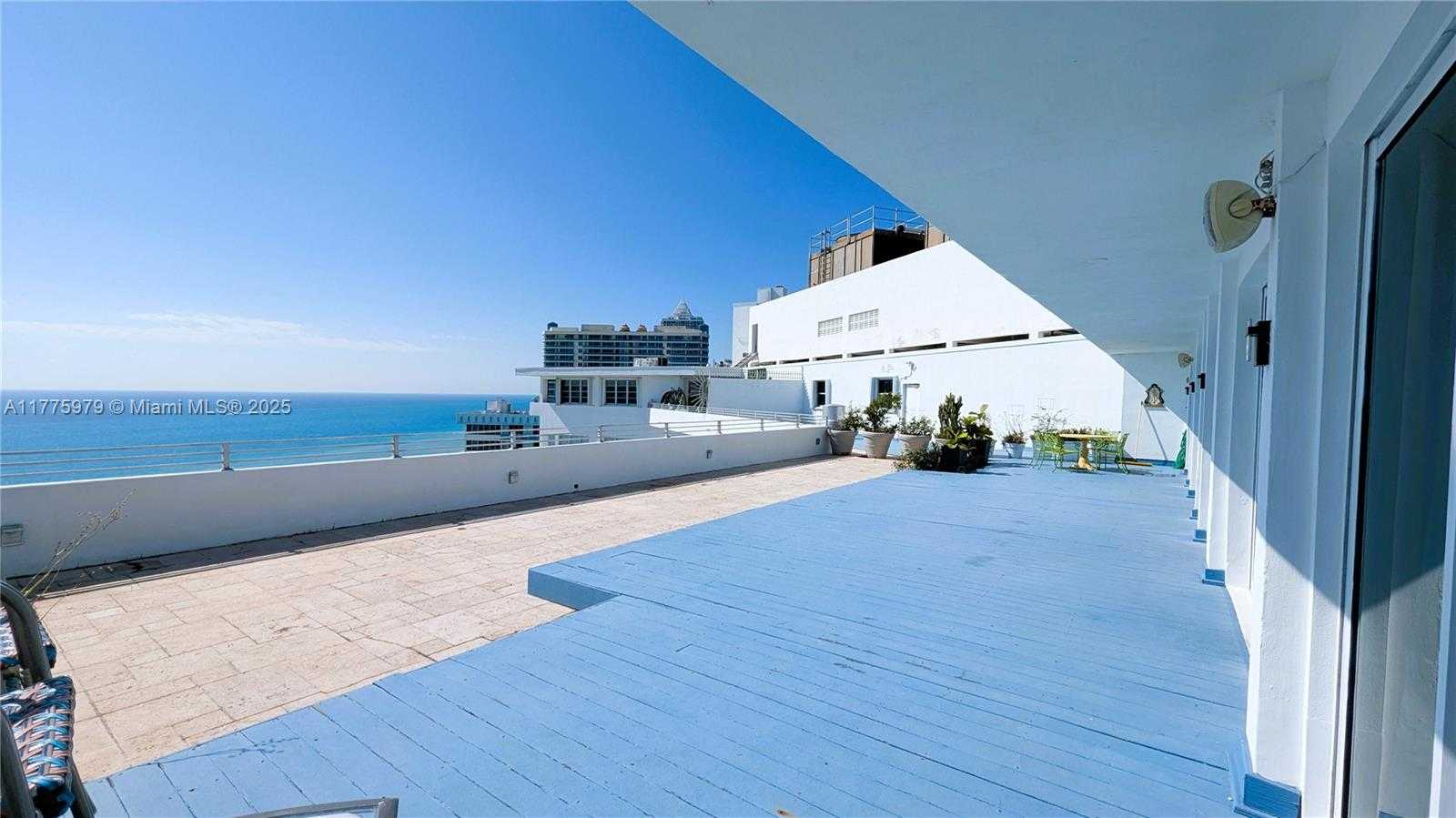 Small Image of 5151 COLLINS AVE #PH C, Miami Beach Number 17