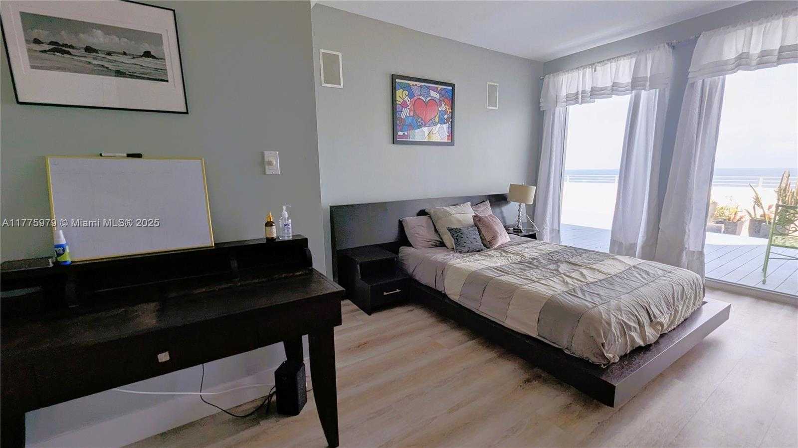Small Image of 5151 COLLINS AVE #PH C, Miami Beach Number 50