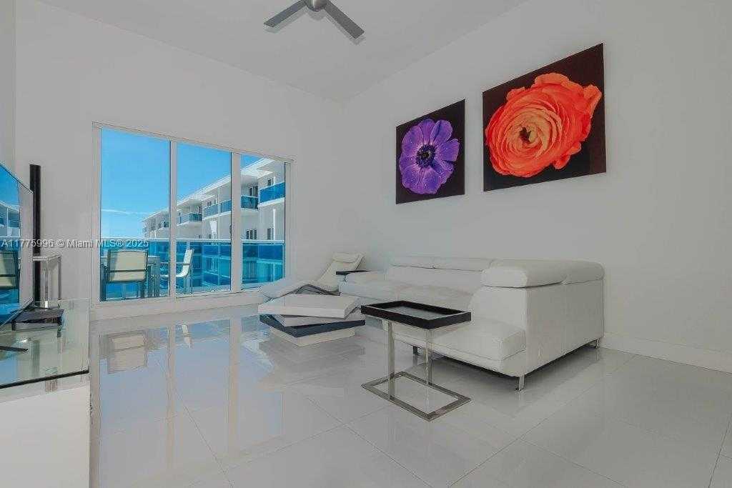 Small Image of 2301 COLLINS AVE #1624, Miami Beach Number 14