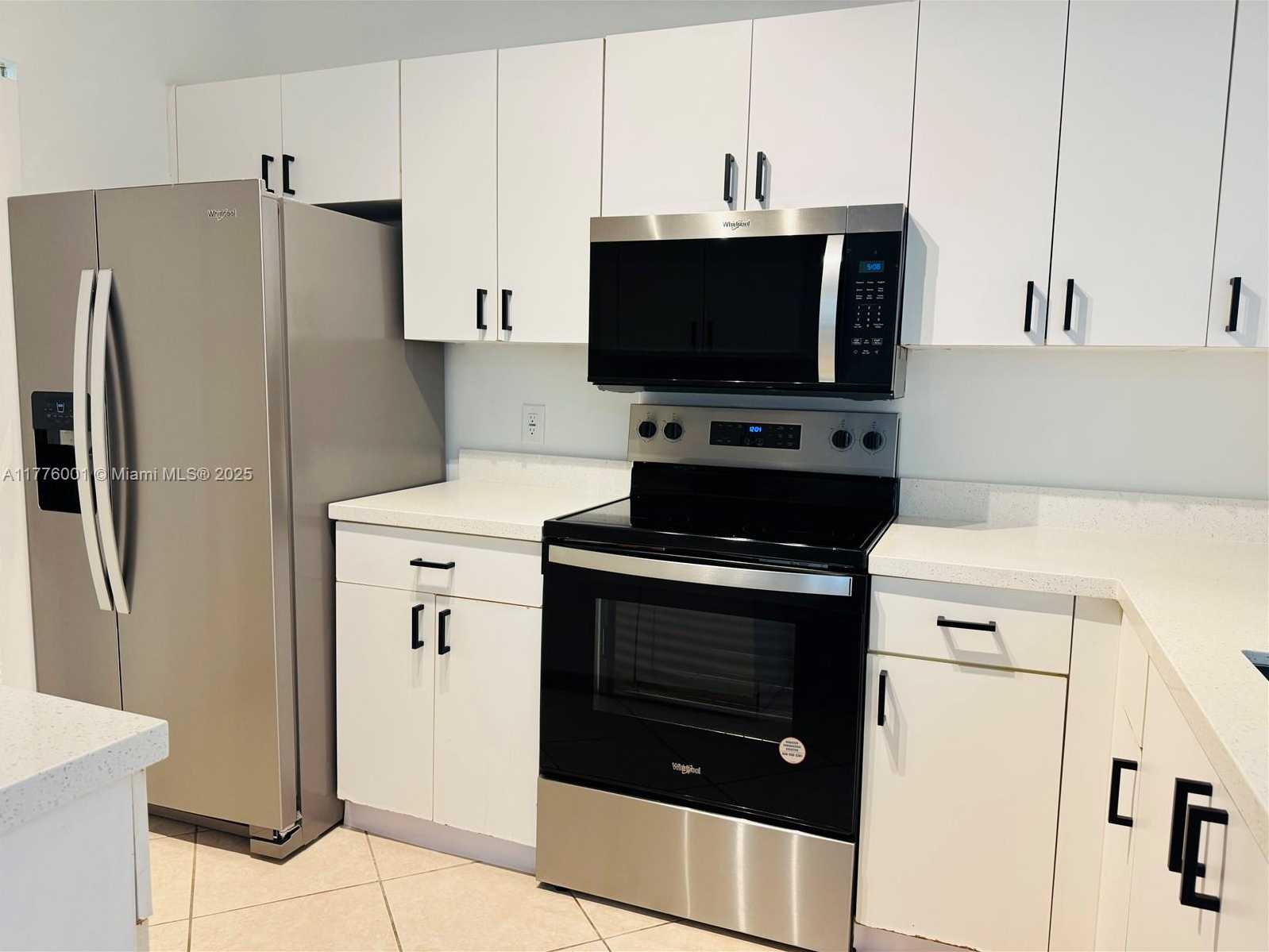 Small Image of 19555 EAST COUNTRY CLUB DR #8108, Aventura Number 8