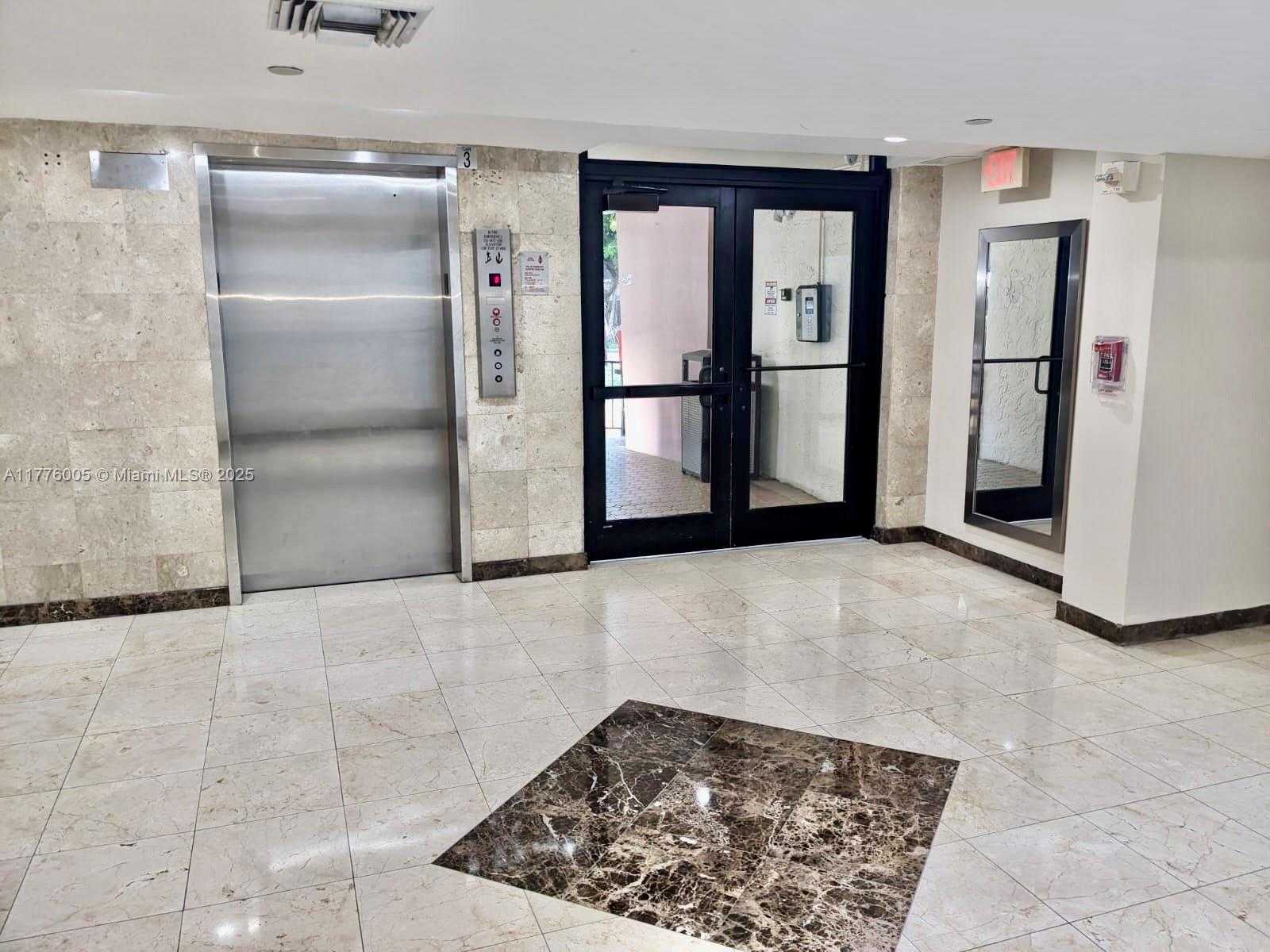 Small Image of 16909 NORTH BAY RD #103, Sunny Isles Beach Number 5