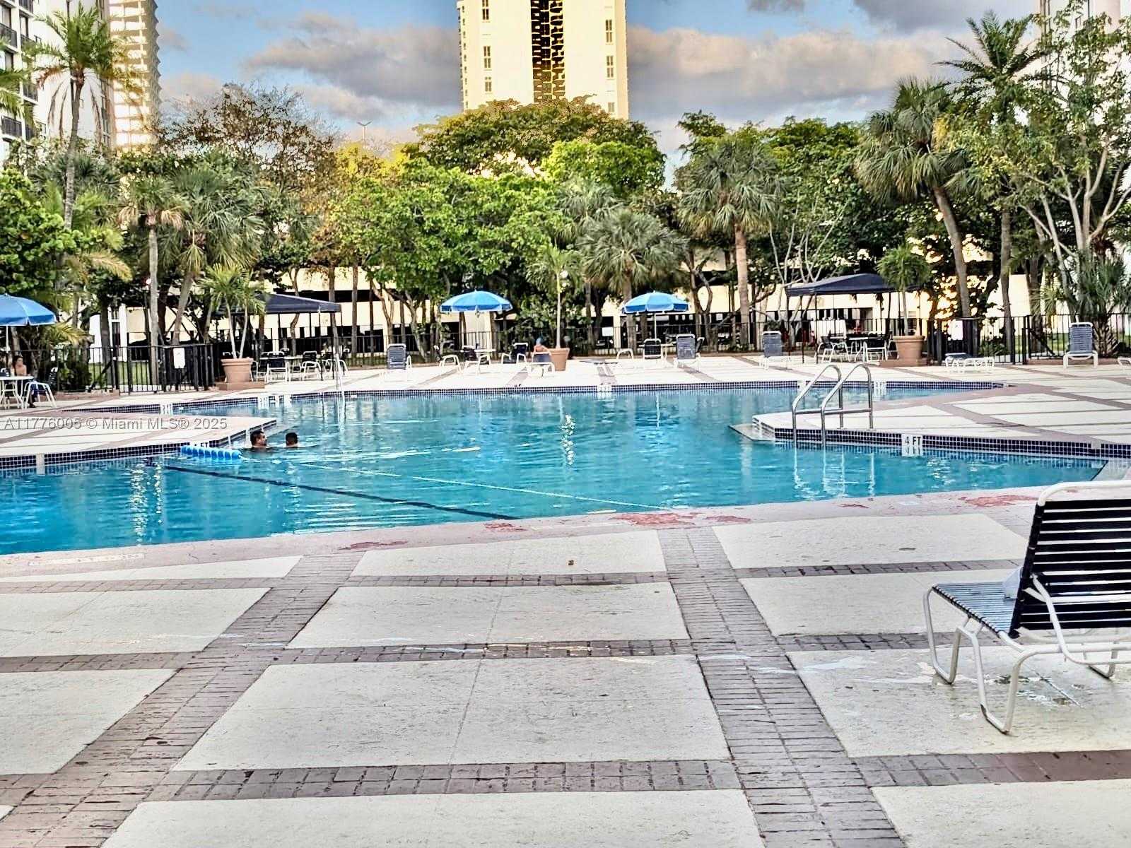 Small Image of 16909 NORTH BAY RD #103, Sunny Isles Beach Number 9