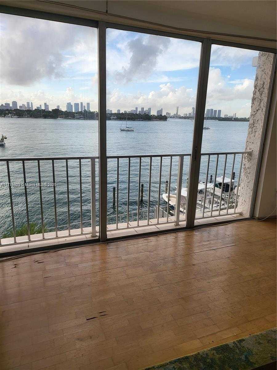 Small Image of 800 WEST #412, Miami Beach Number 3