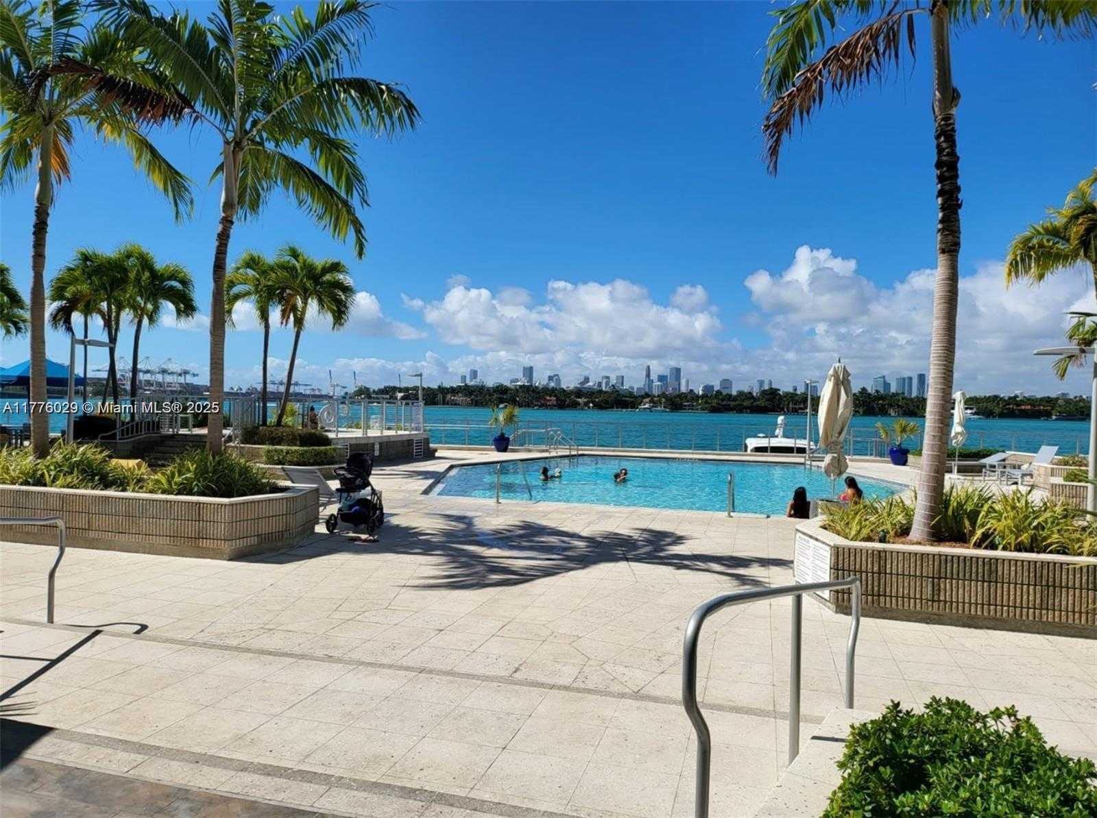 Small Image of 800 WEST #412, Miami Beach Number 6