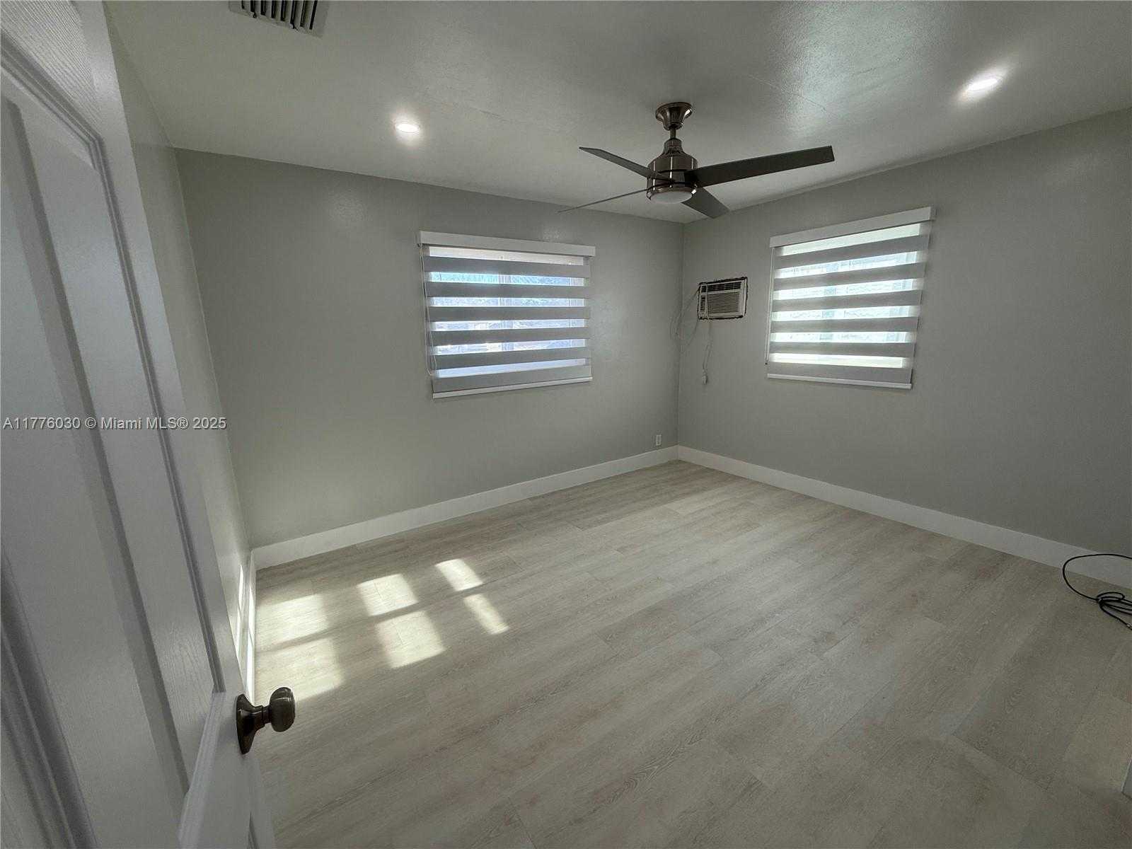 Small Image of 6218 RODMAN ST #1, Hollywood Number 12