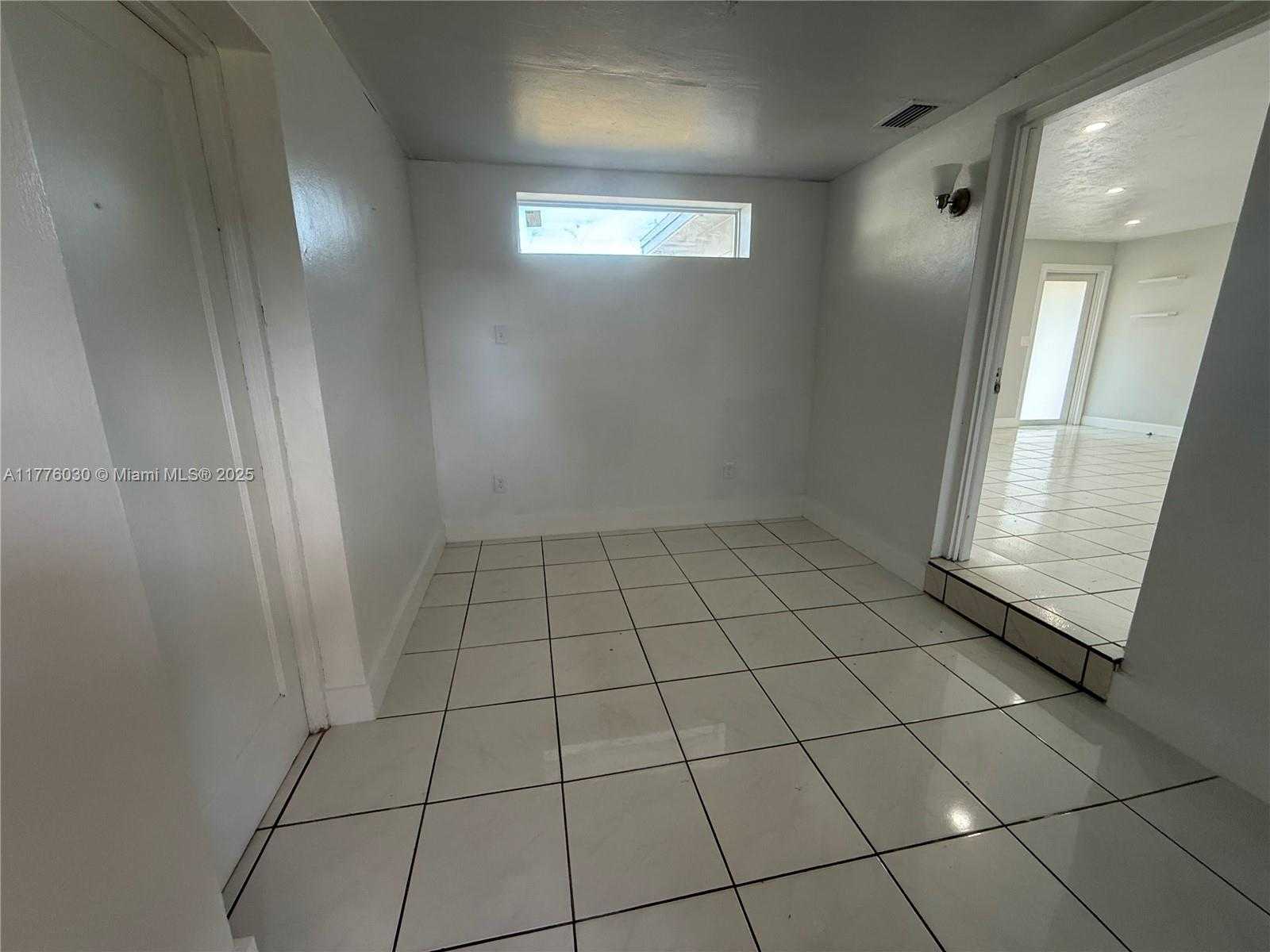 Small Image of 6218 RODMAN ST #1, Hollywood Number 18