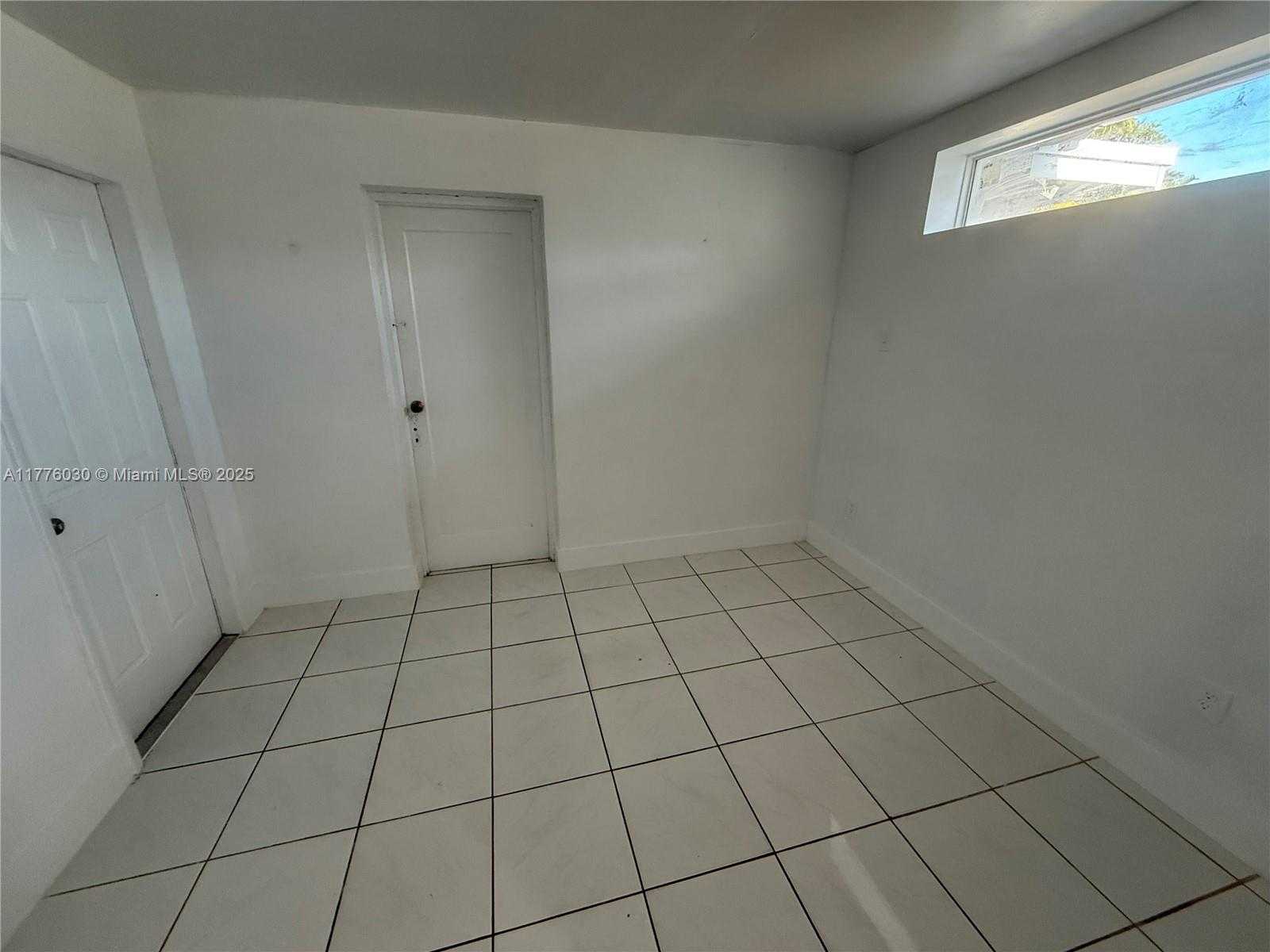 Small Image of 6218 RODMAN ST #1, Hollywood Number 19