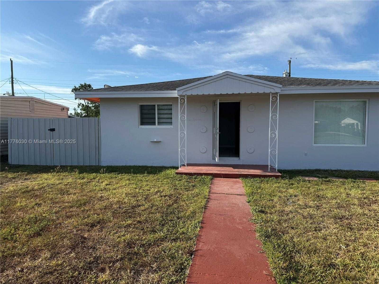 Small Image of 6218 RODMAN ST #1, Hollywood Number 2
