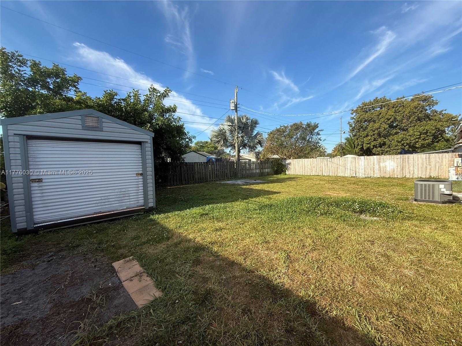 Small Image of 6218 RODMAN ST #1, Hollywood Number 25