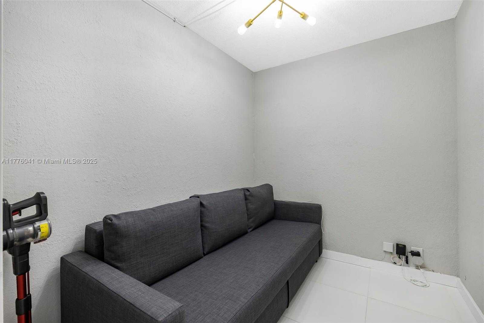 Small Image of 9511 COLLINS AVE #1202, Surfside Number 4