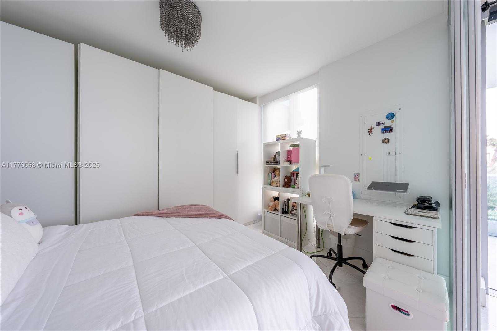 Small Image of 9401 COLLINS AVE #403, Surfside Number 33