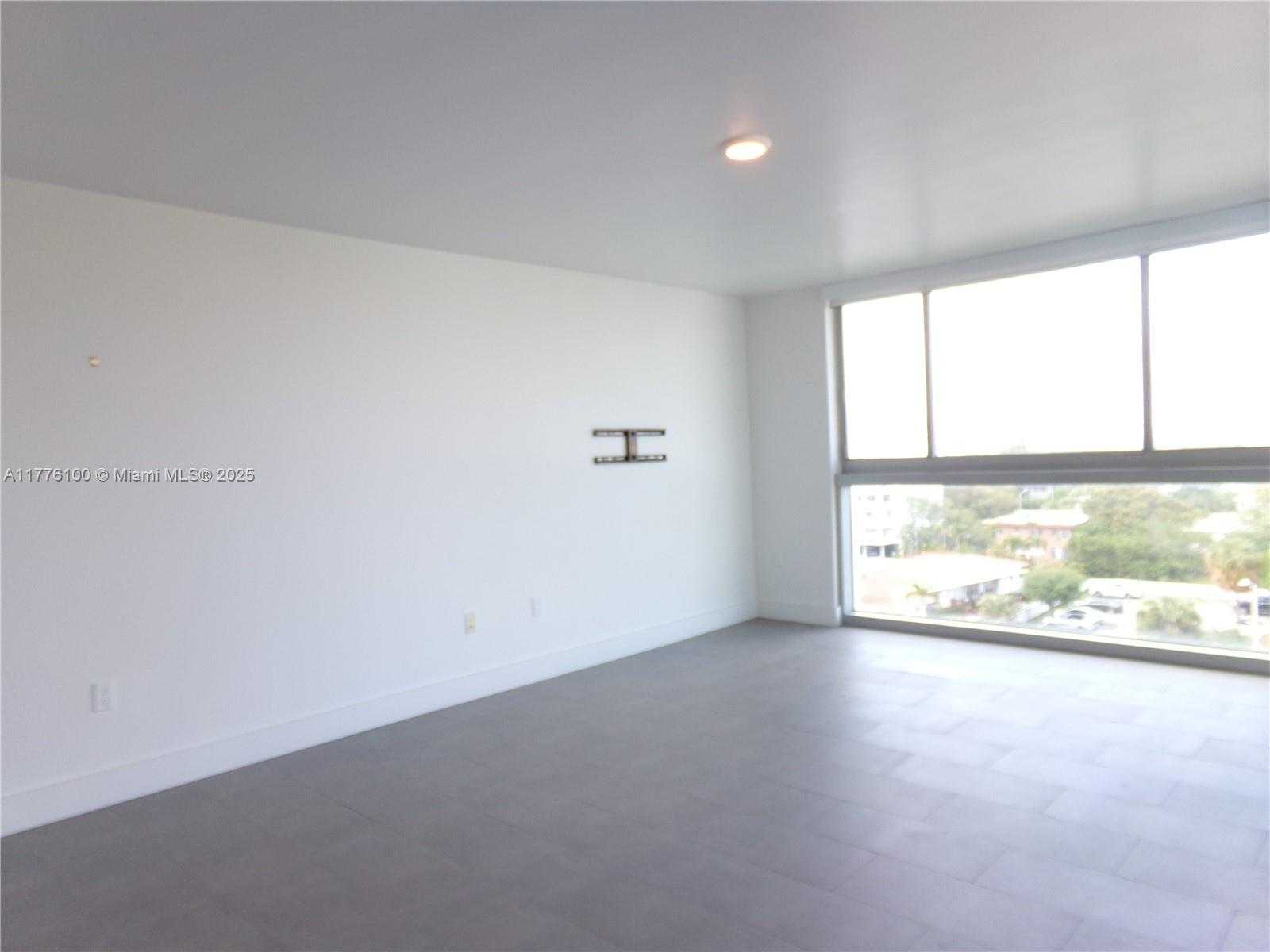 Small Image of 1025 92ND ST #804, Bay Harbor Islands Number 11