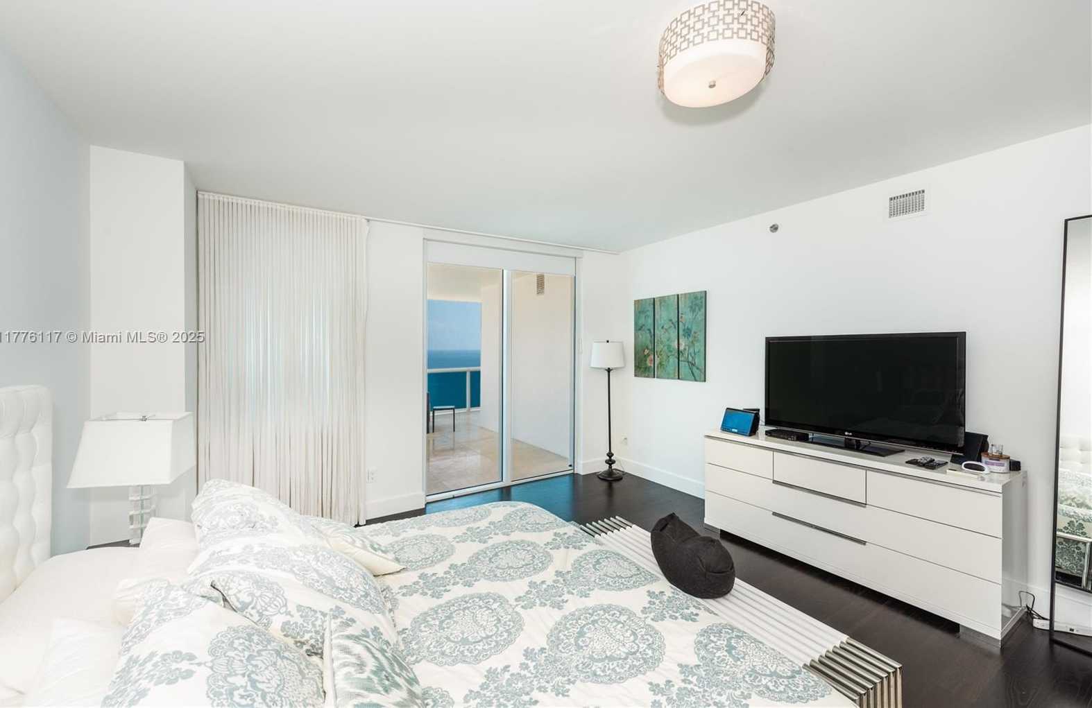 Small Image of 2711 SOUTH OCEAN DR #3202, Hollywood Number 21