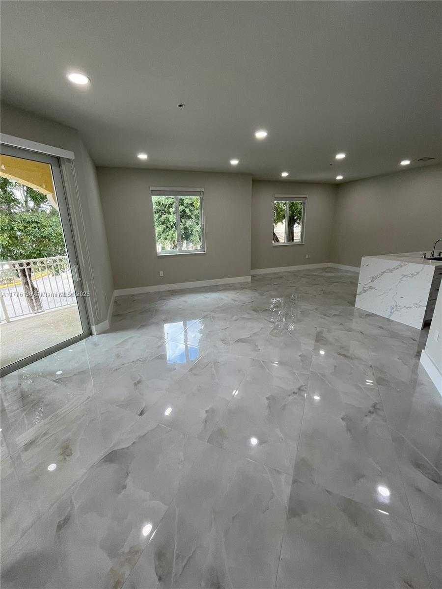 Small Image of 8906 WEST FLAGLER ST #220, Miami Number 4