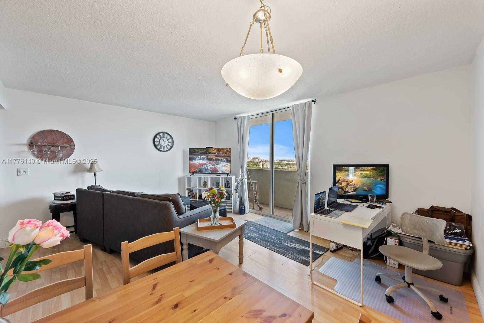 Small Image of 3000 CORAL WAY #1211, Miami Number 2