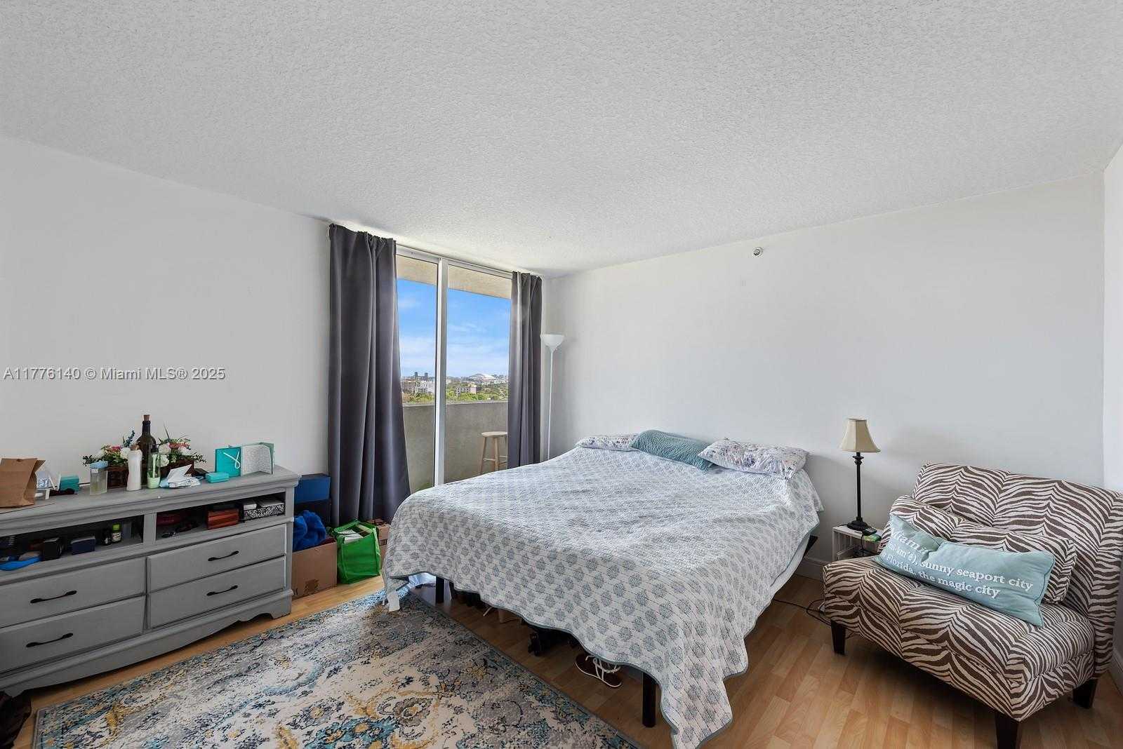 Small Image of 3000 CORAL WAY #1211, Miami Number 8