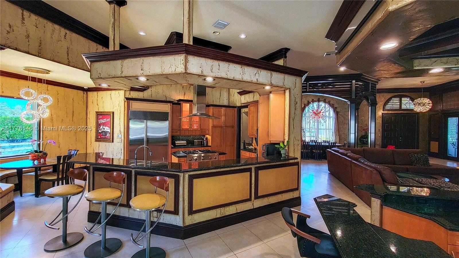 Small Image of 14503 SOUTH WEST 16TH ST, Davie Number 4